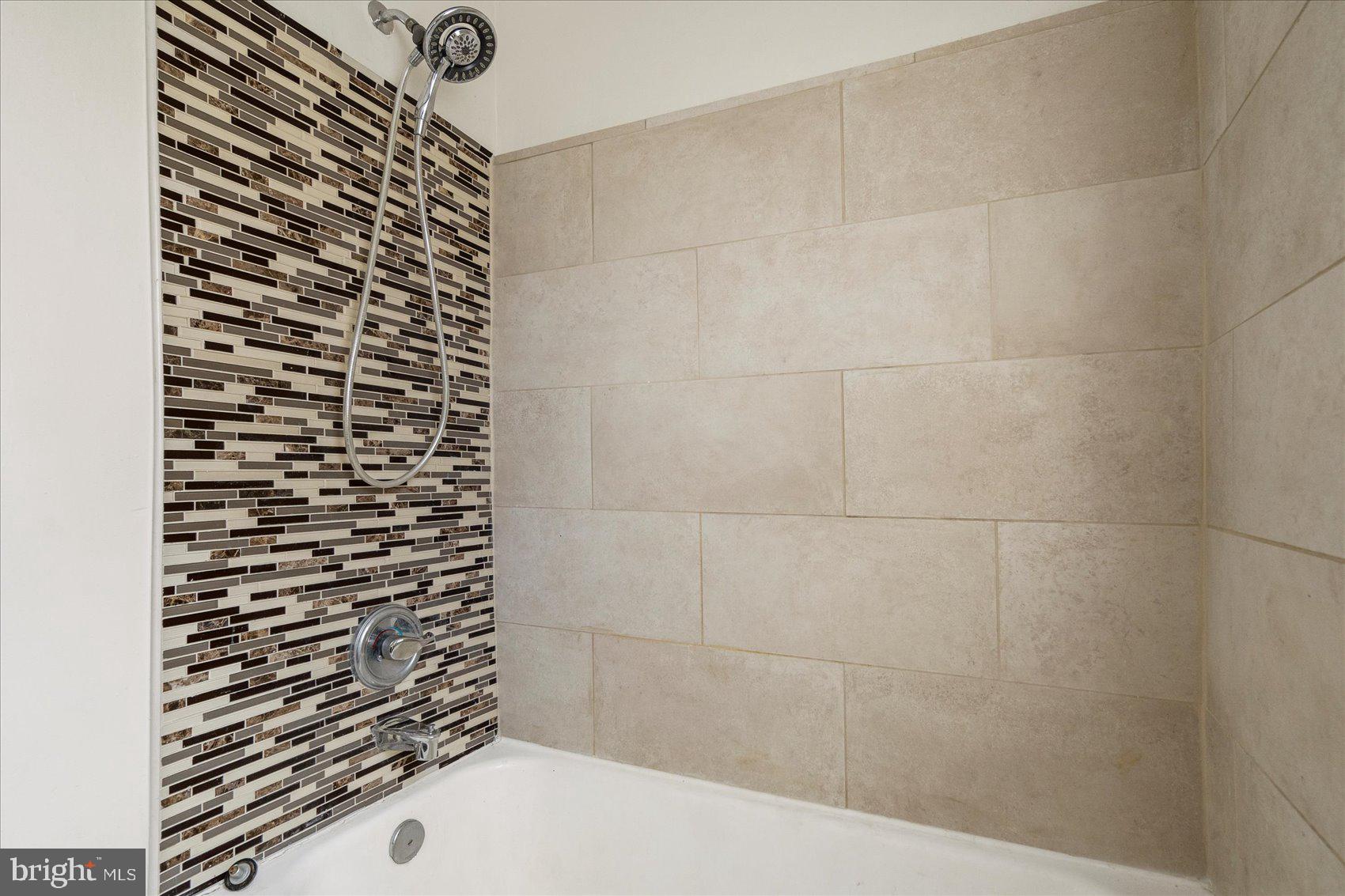 HILLENDALE - Residential