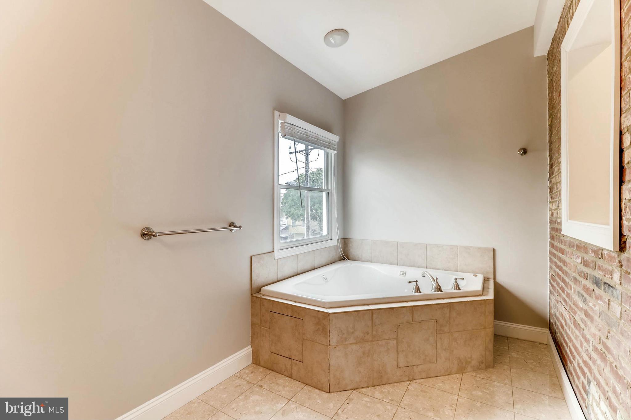 BUTCHER'S HILL - Residential Lease