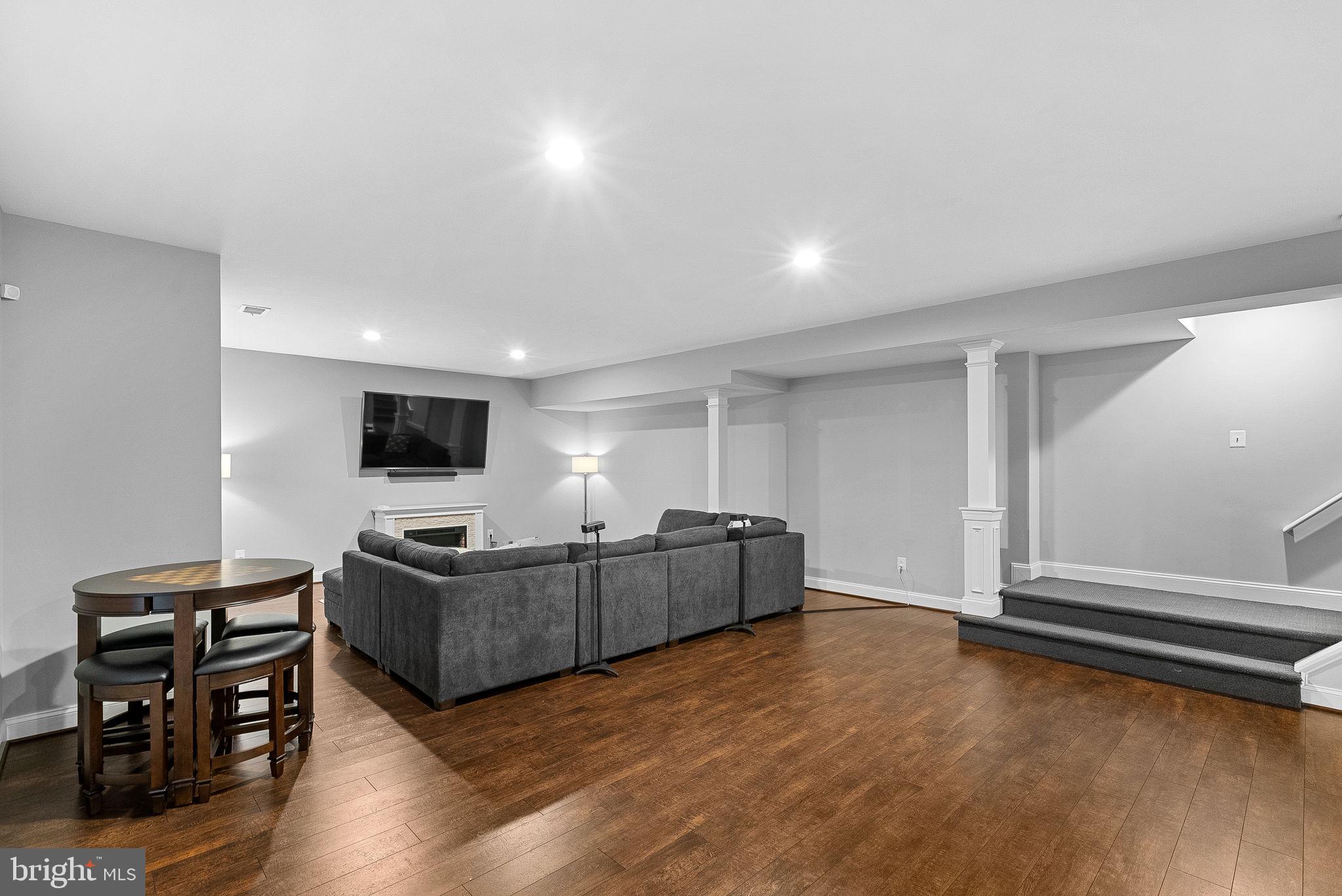 BROADOAK - Residential