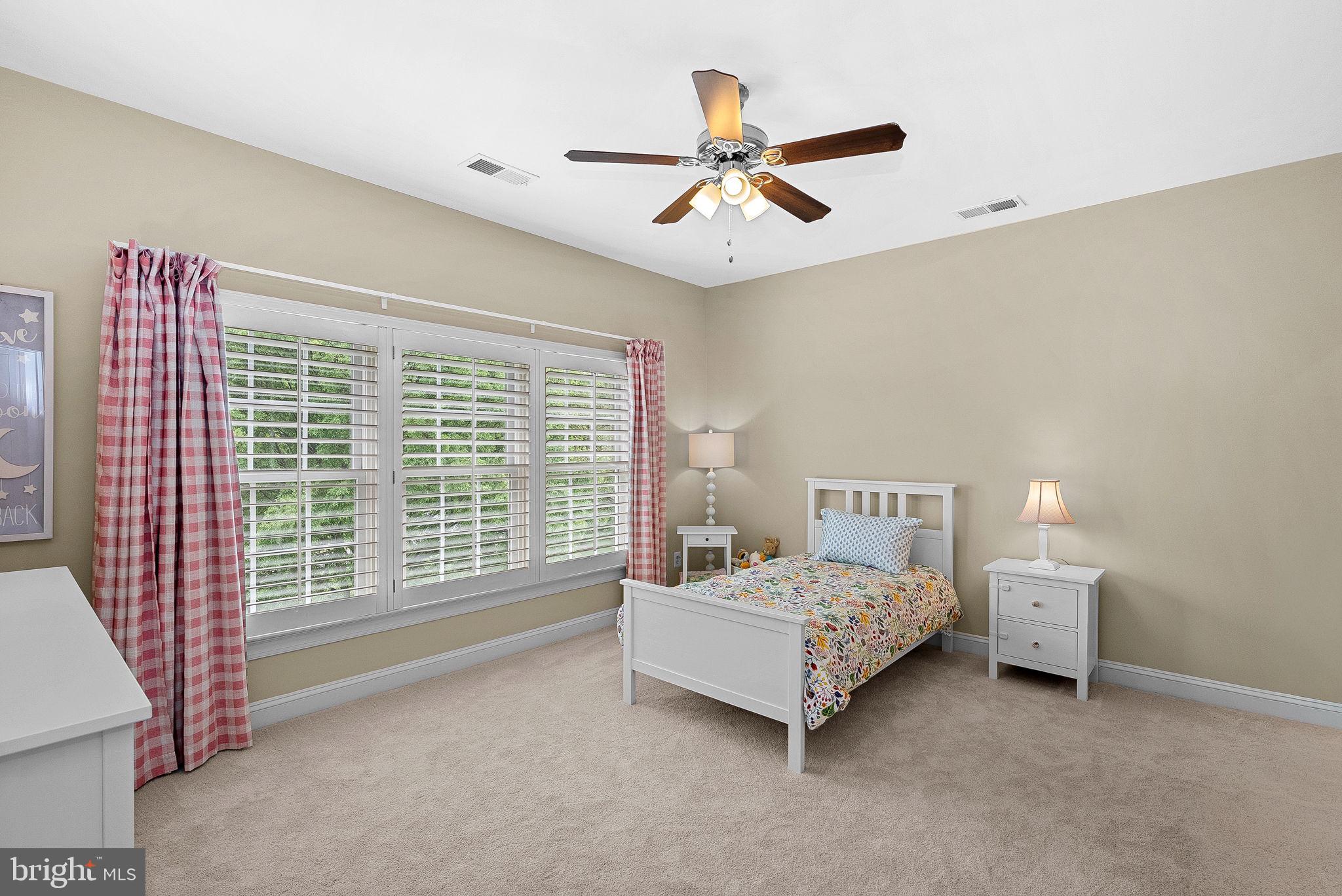 BROADOAK - Residential