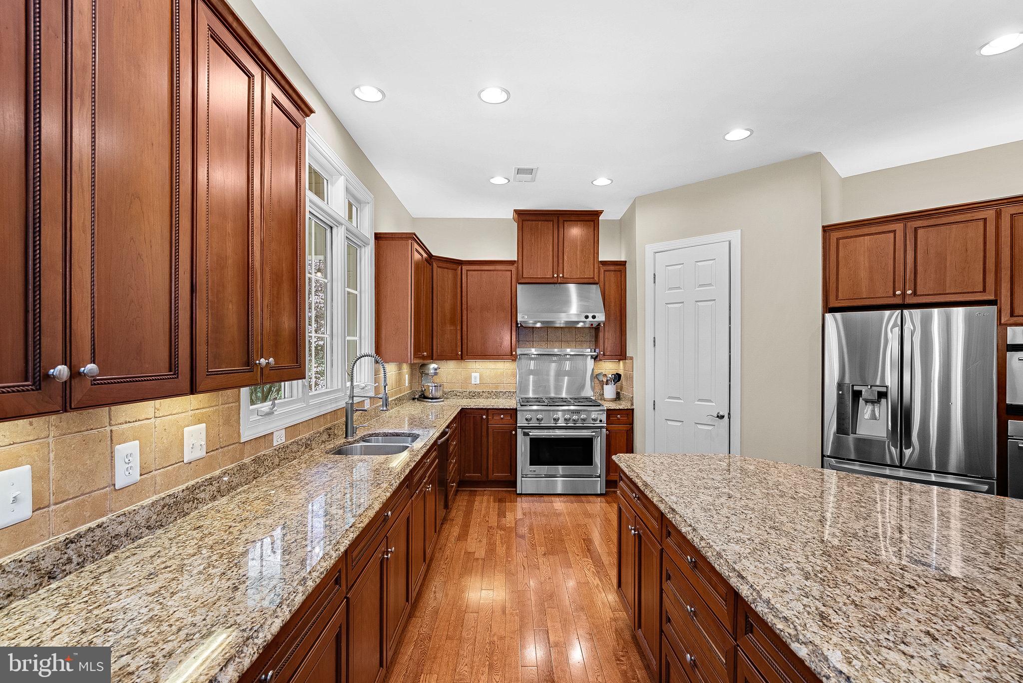 BROADOAK - Residential