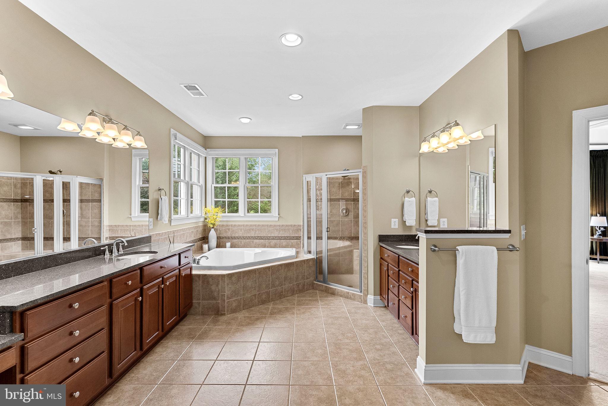 BROADOAK - Residential