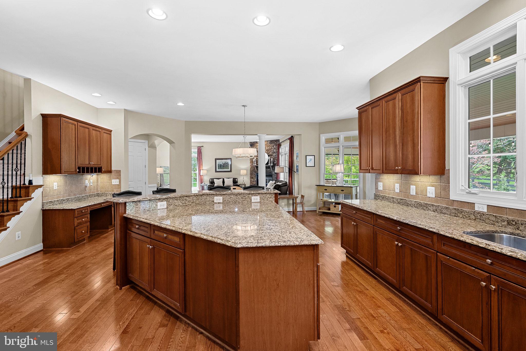 BROADOAK - Residential