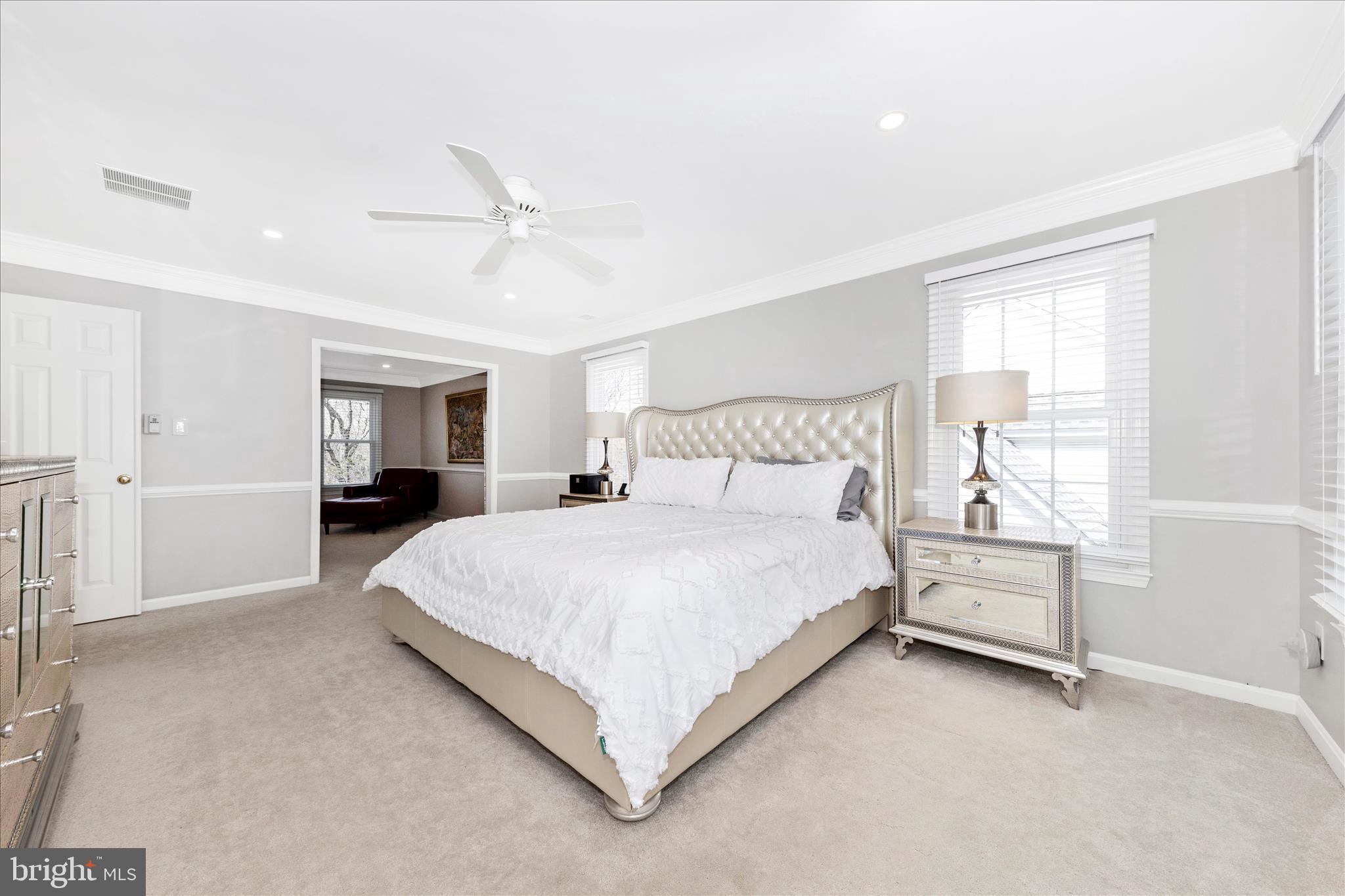 ASHBURN FARM - Residential