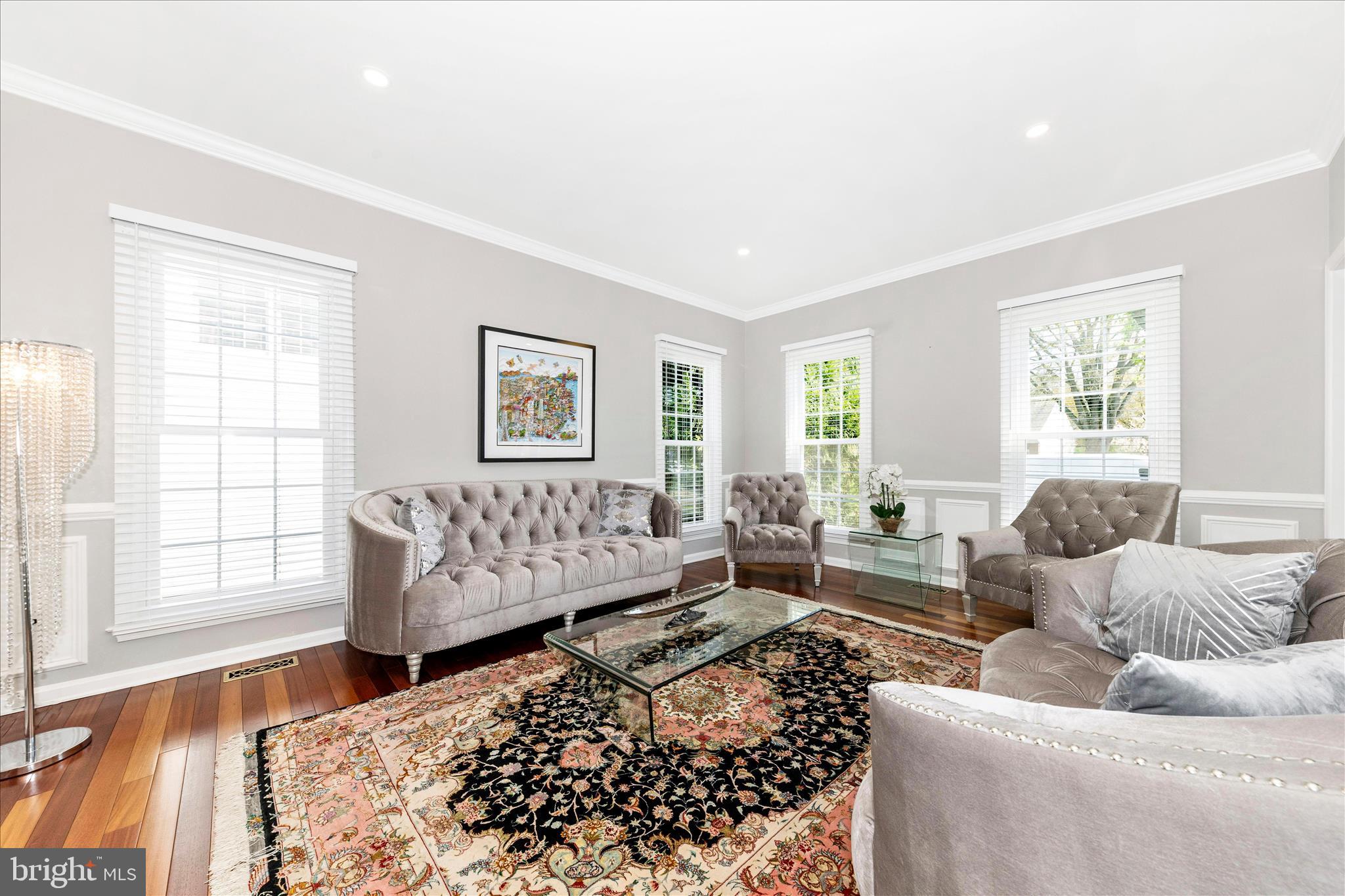 ASHBURN FARM - Residential