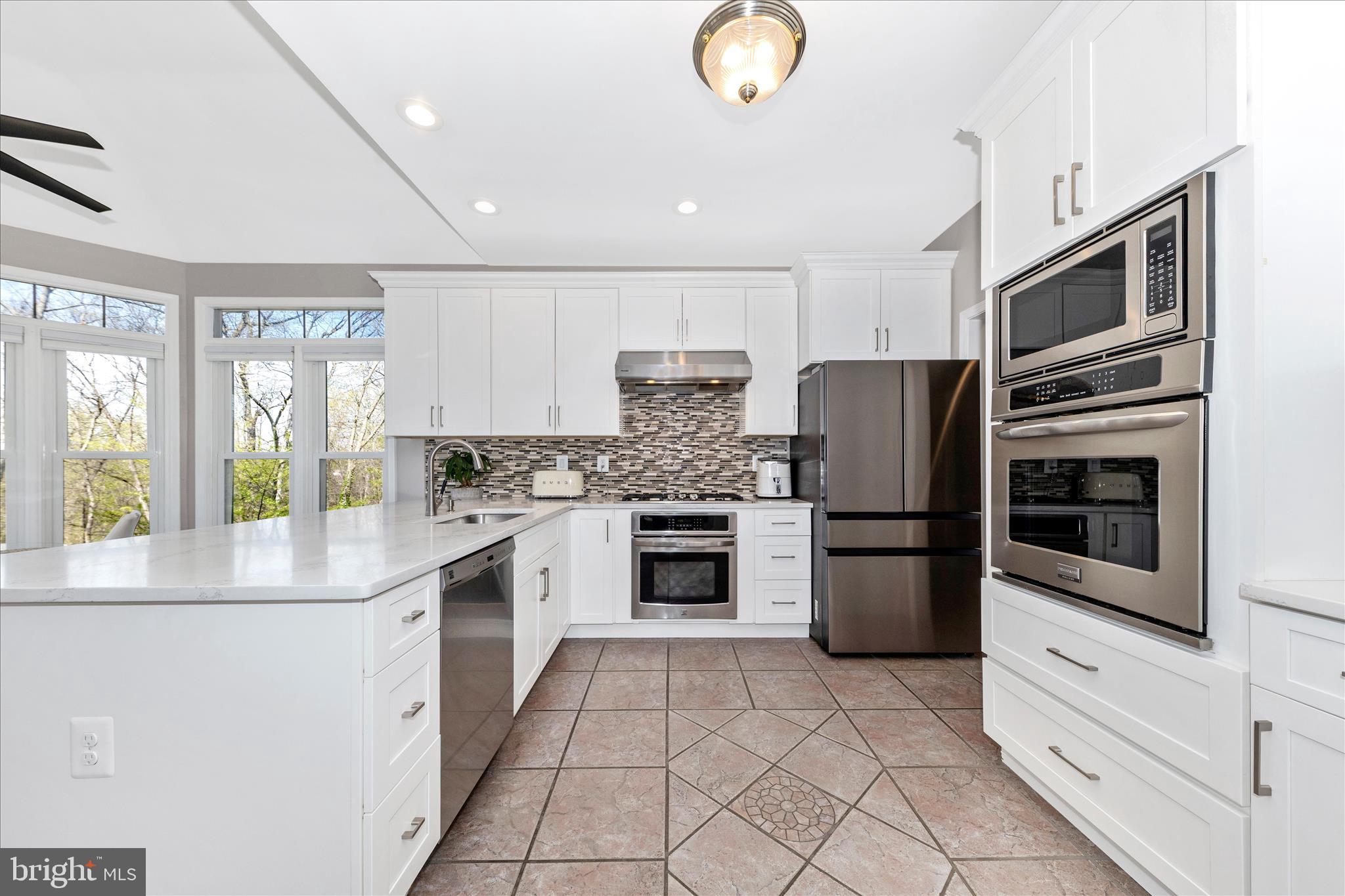 ASHBURN FARM - Residential