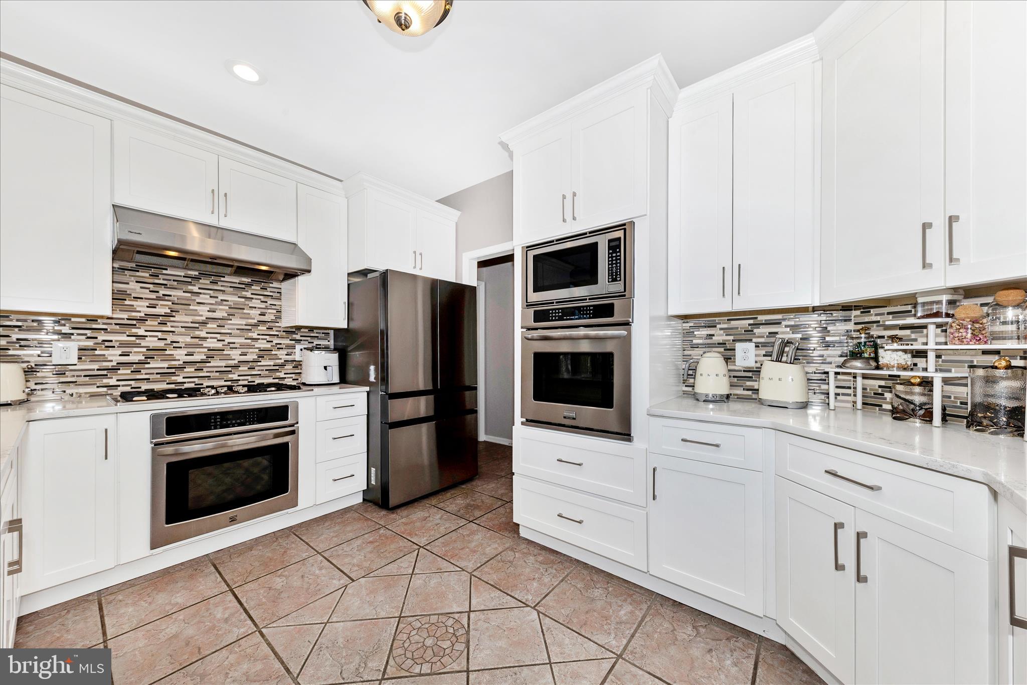 ASHBURN FARM - Residential