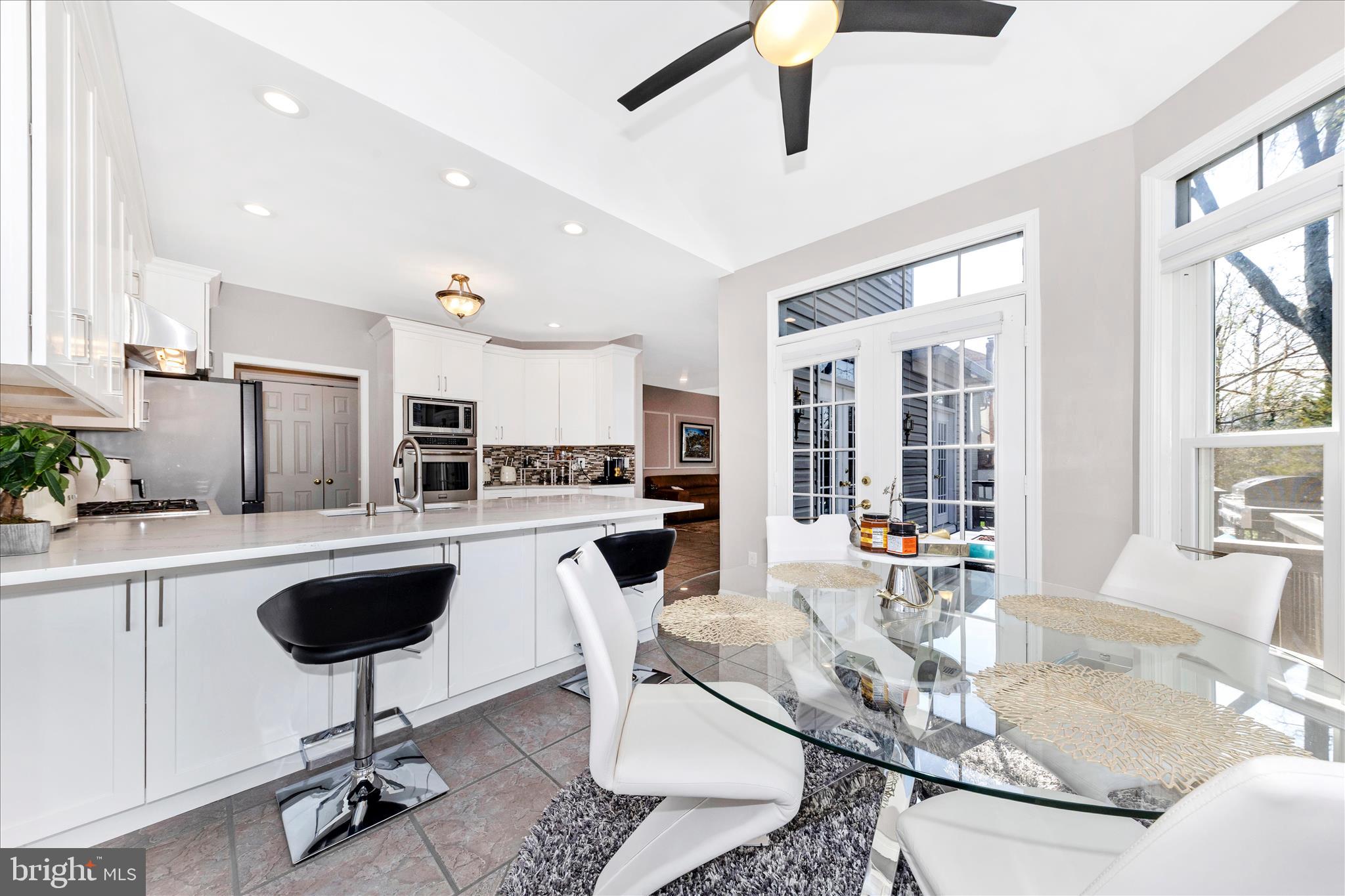 ASHBURN FARM - Residential