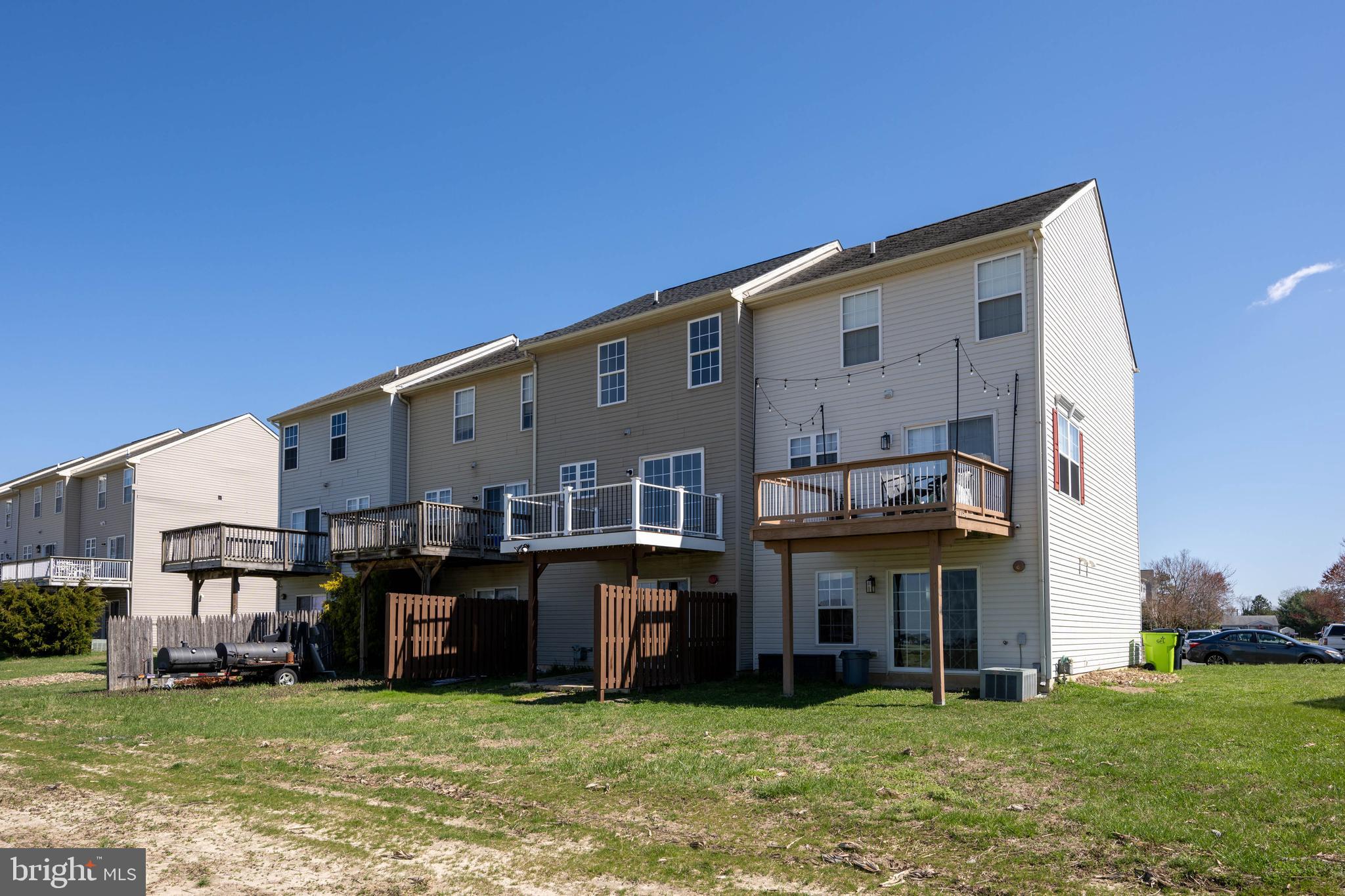 SHIPBUILDERS VILLAGE - Residential