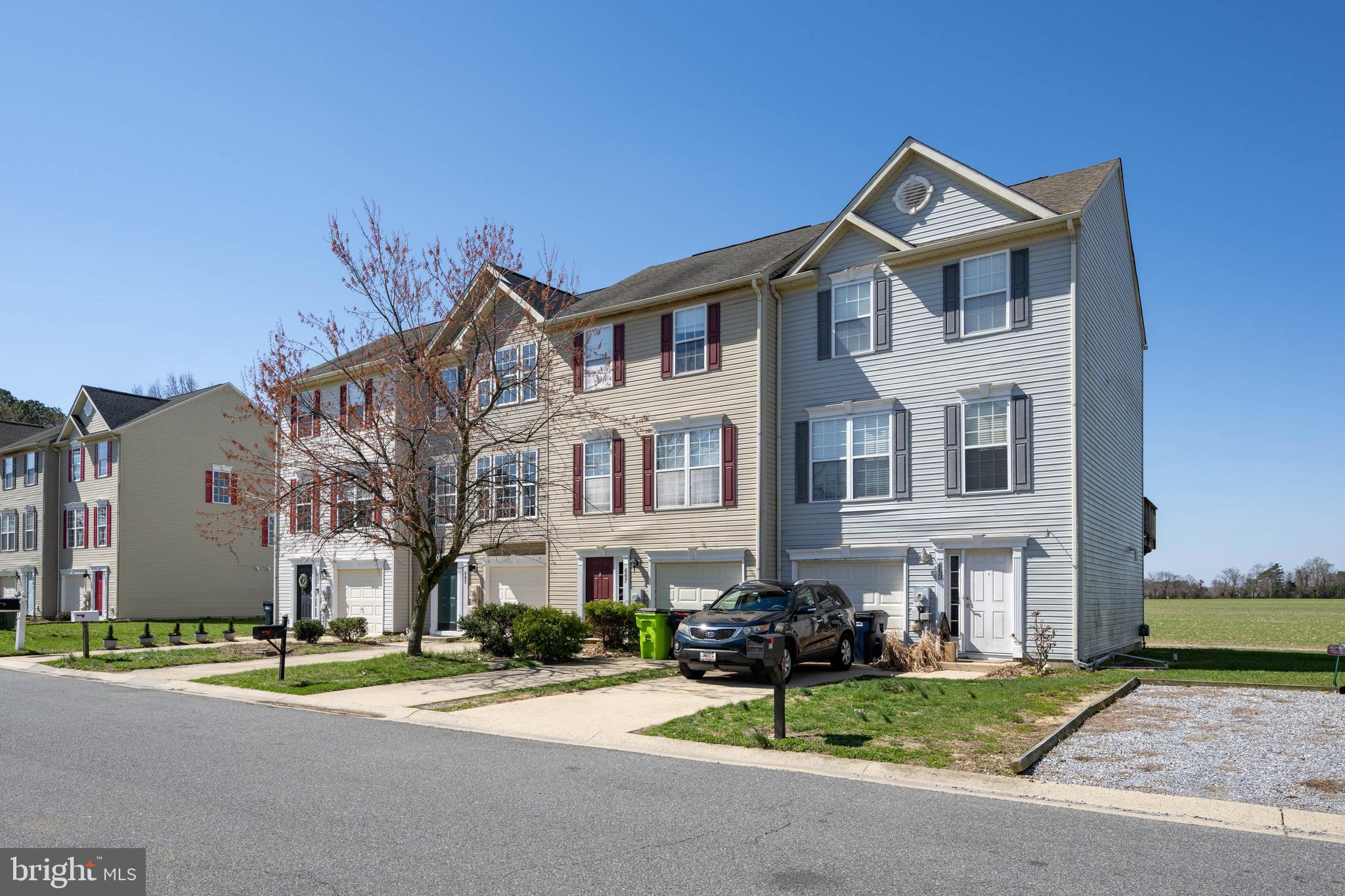 SHIPBUILDERS VILLAGE - Residential