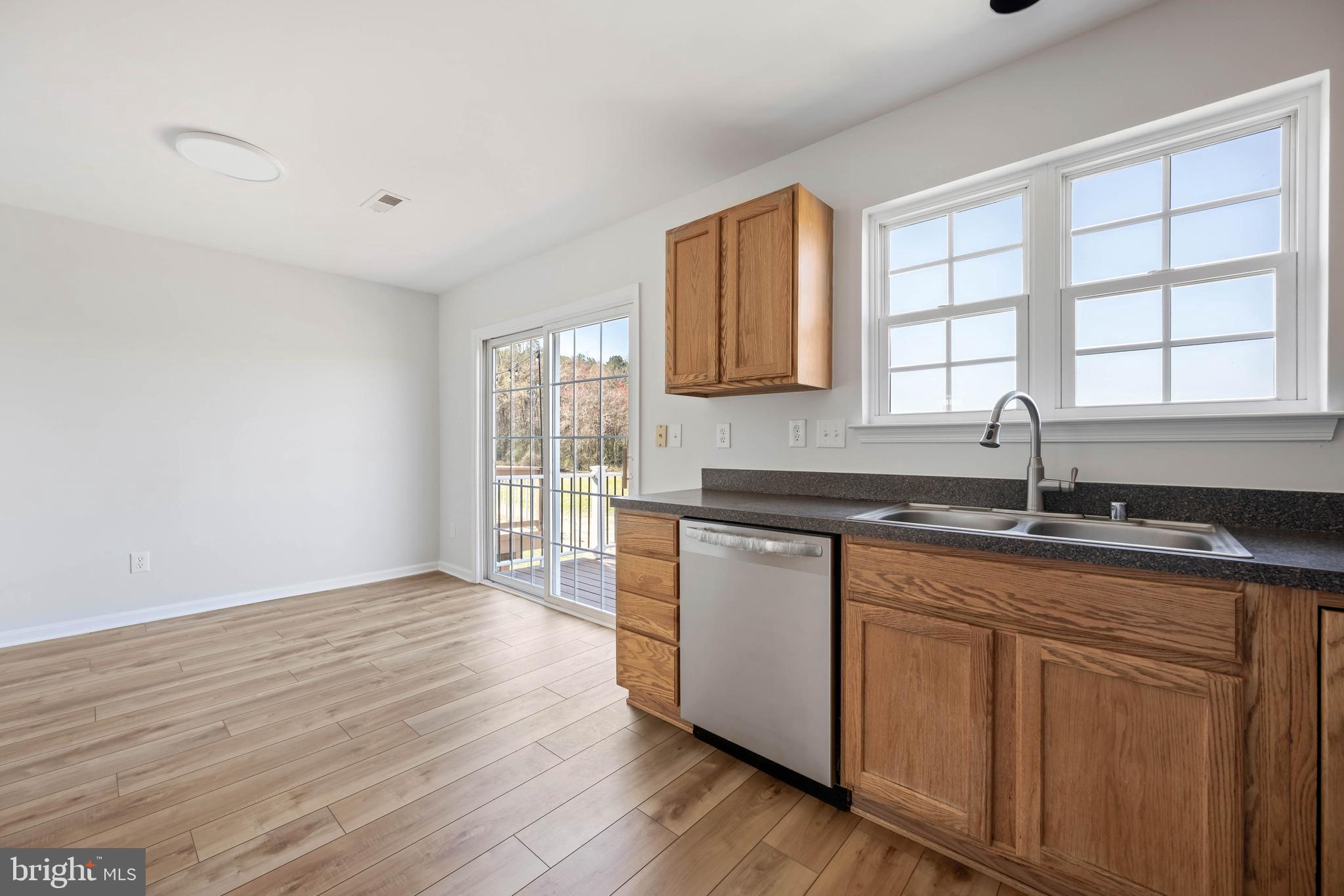 SHIPBUILDERS VILLAGE - Residential