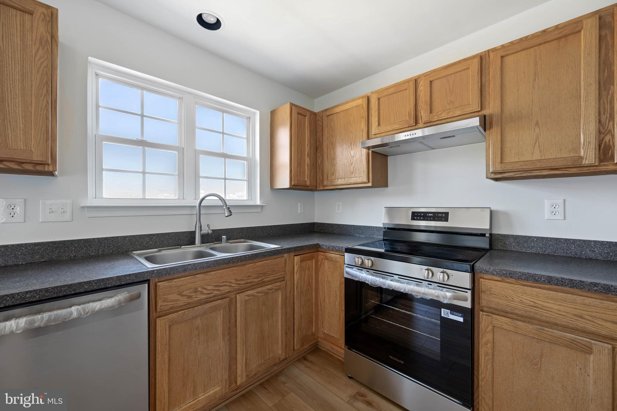 SHIPBUILDERS VILLAGE - Residential