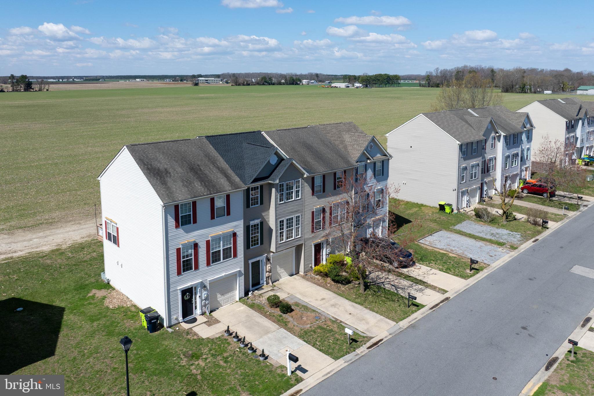 SHIPBUILDERS VILLAGE - Residential
