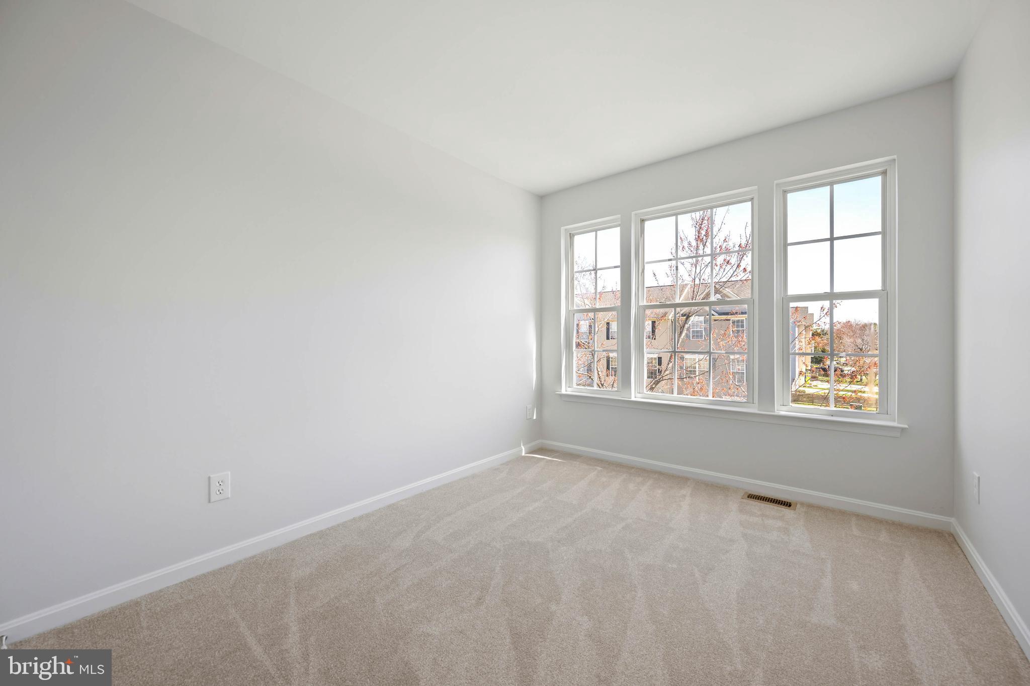 SHIPBUILDERS VILLAGE - Residential