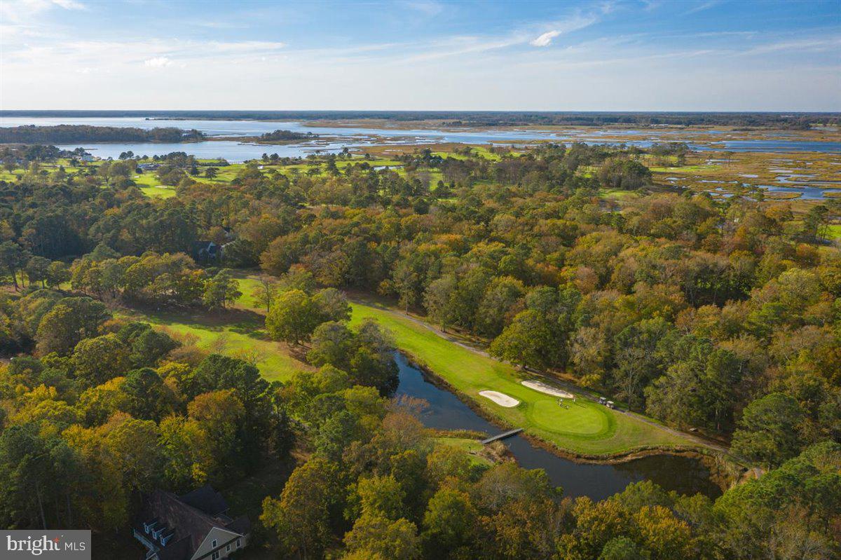 GOLF CLUB SHORES III - Land