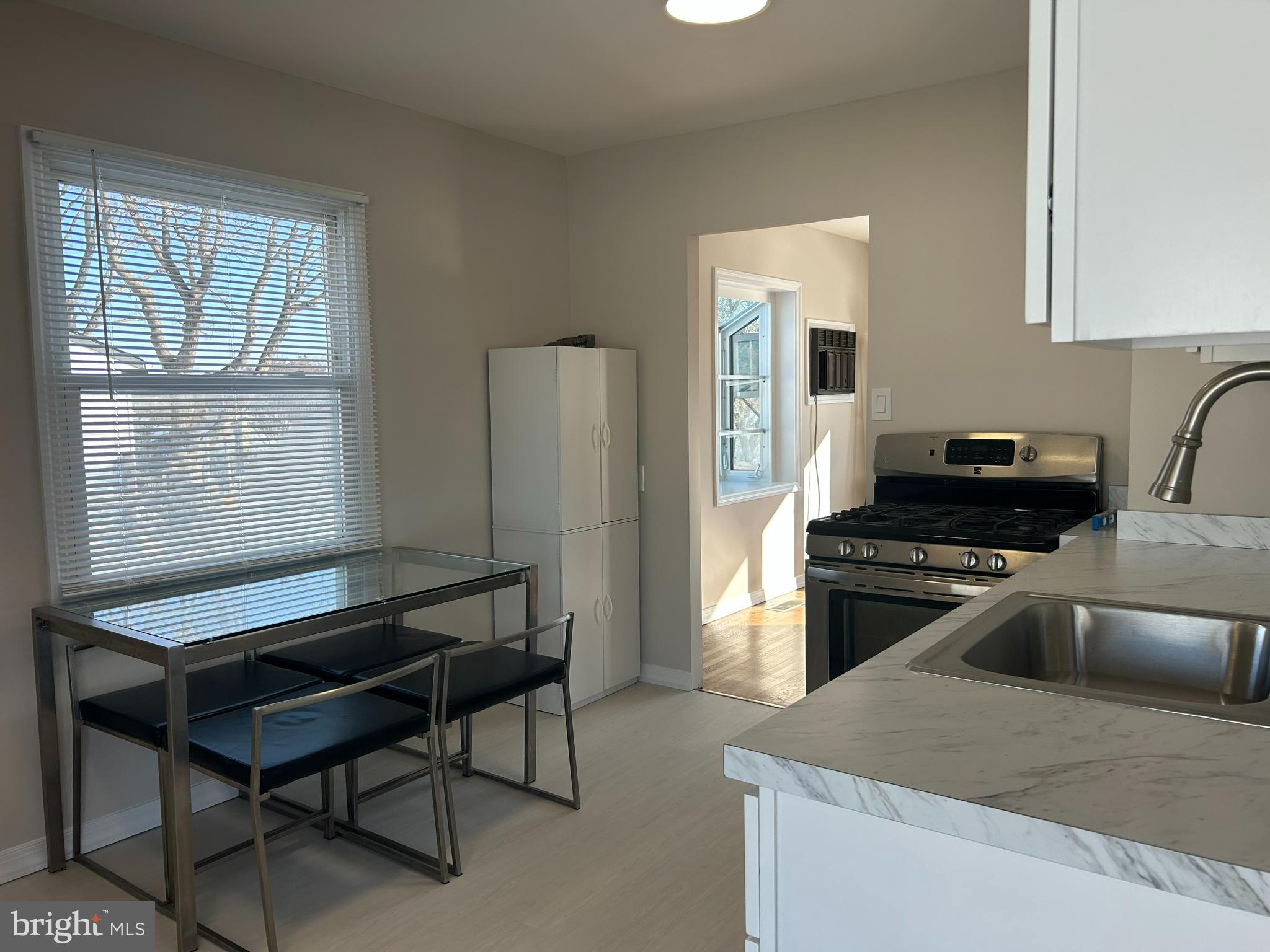 WILLOW PENN - Residential