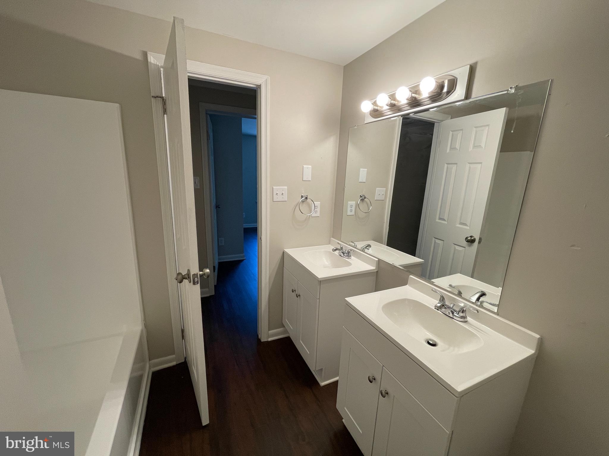 SHANNONDALE - Residential