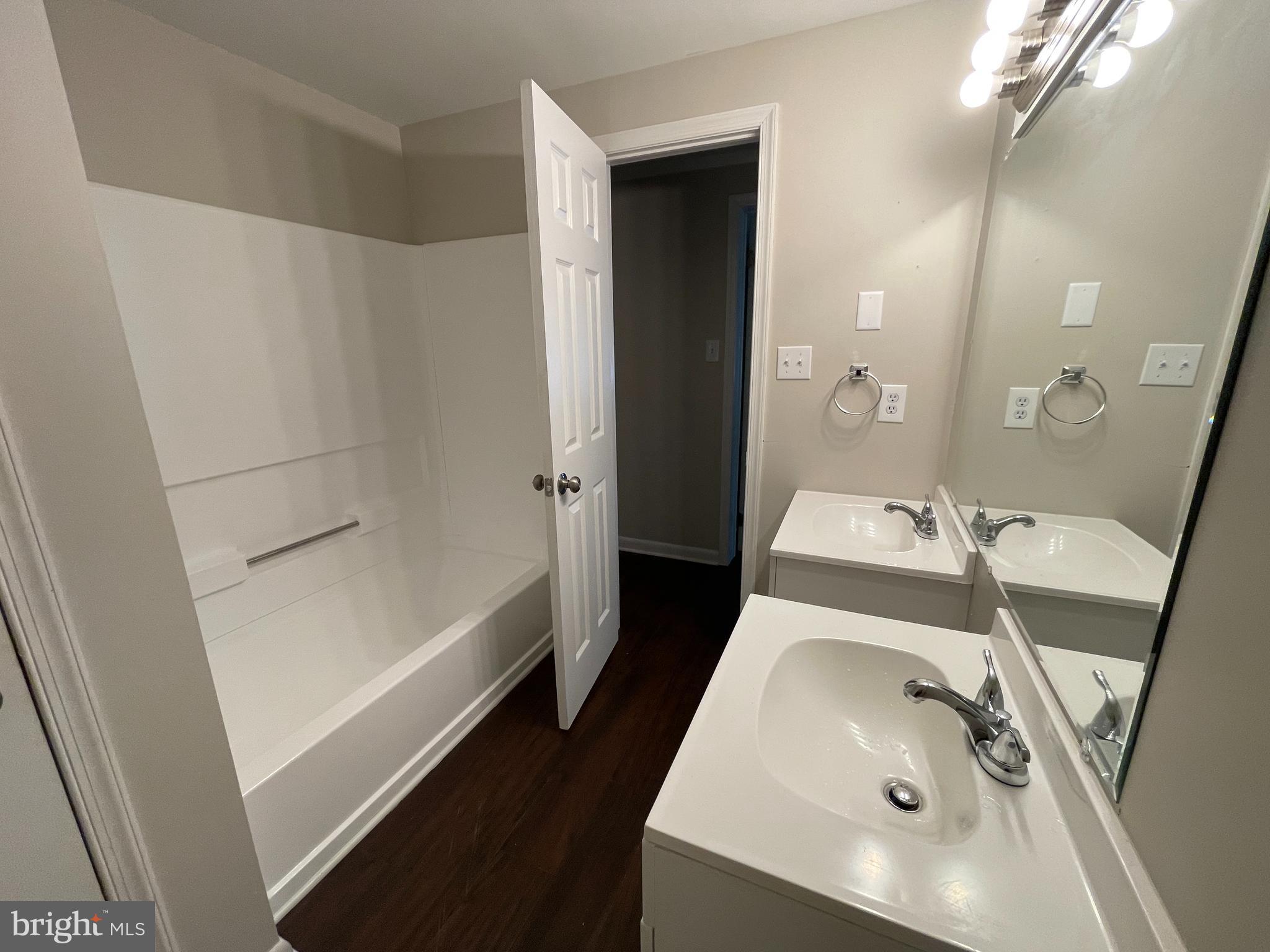 SHANNONDALE - Residential