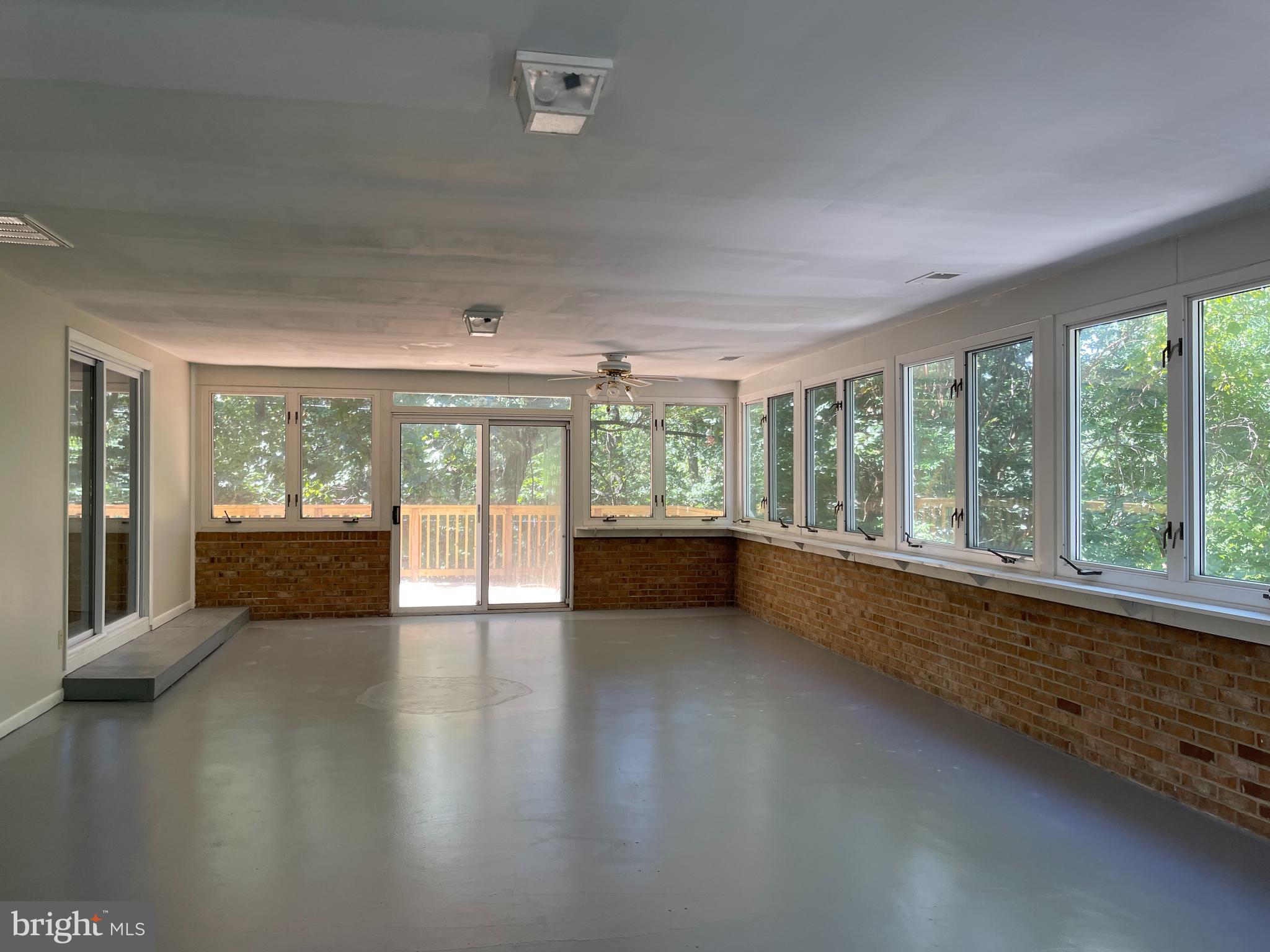 SHANNONDALE - Residential