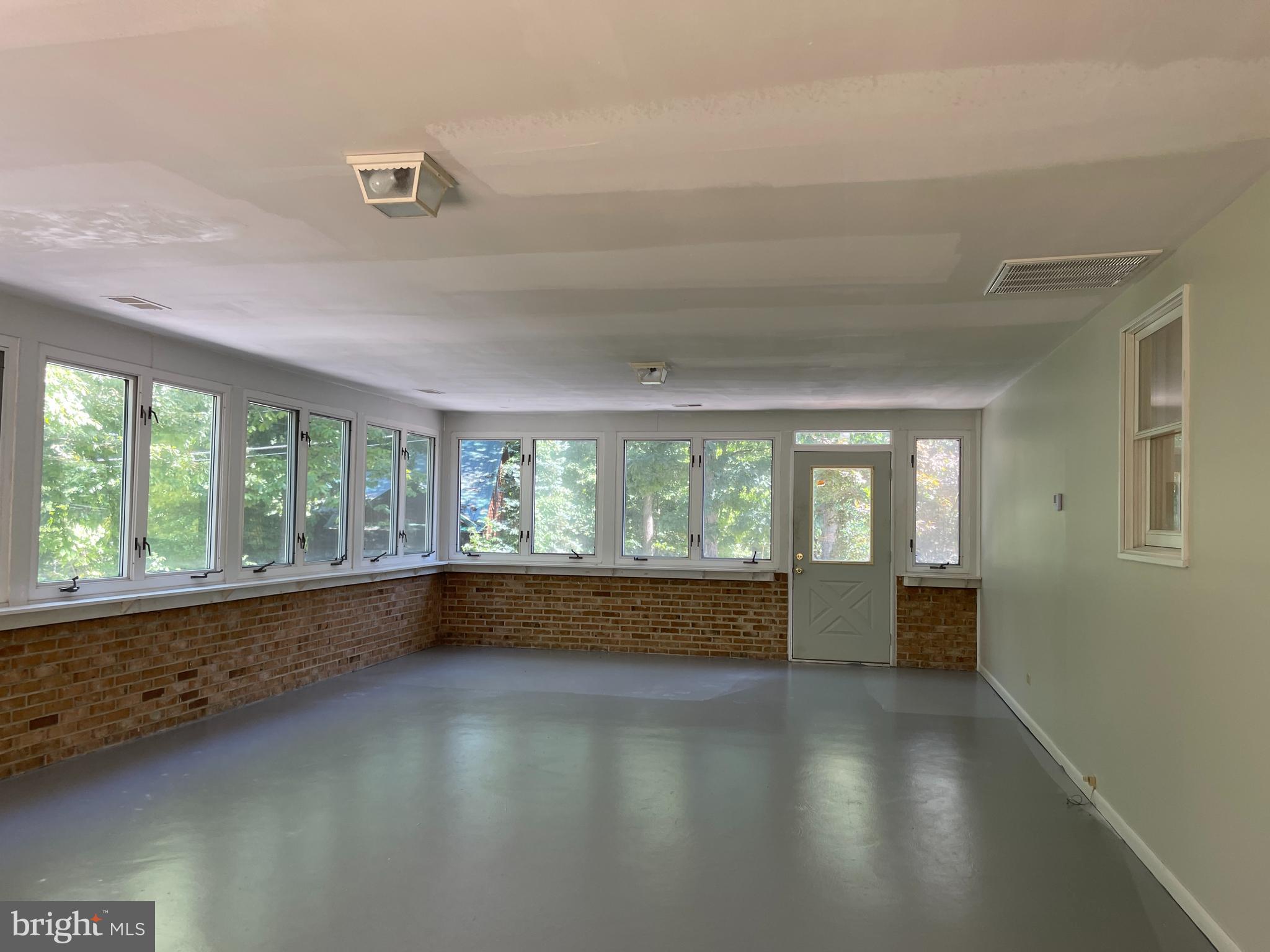 SHANNONDALE - Residential