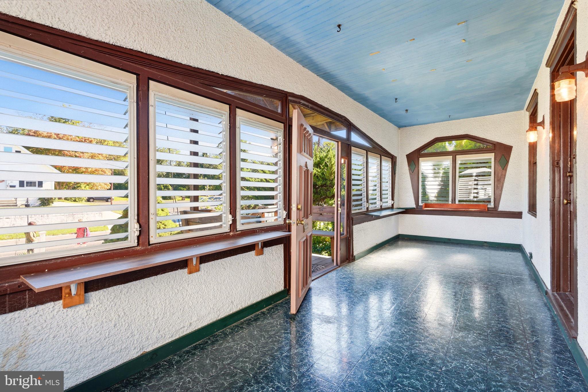 88 MANOR AVENUE