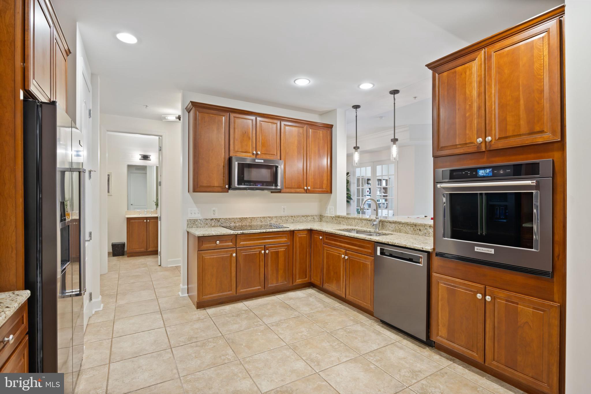 GRANDVIEW AT ANNAPOLIS TOWNE CENTRE - Residential
