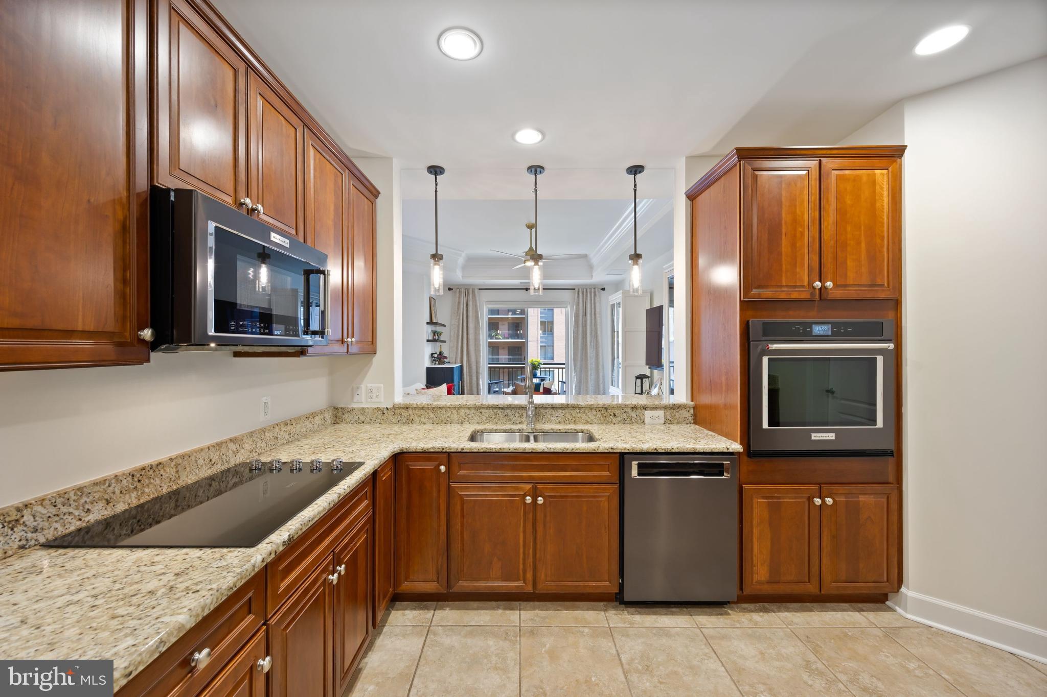 GRANDVIEW AT ANNAPOLIS TOWNE CENTRE - Residential