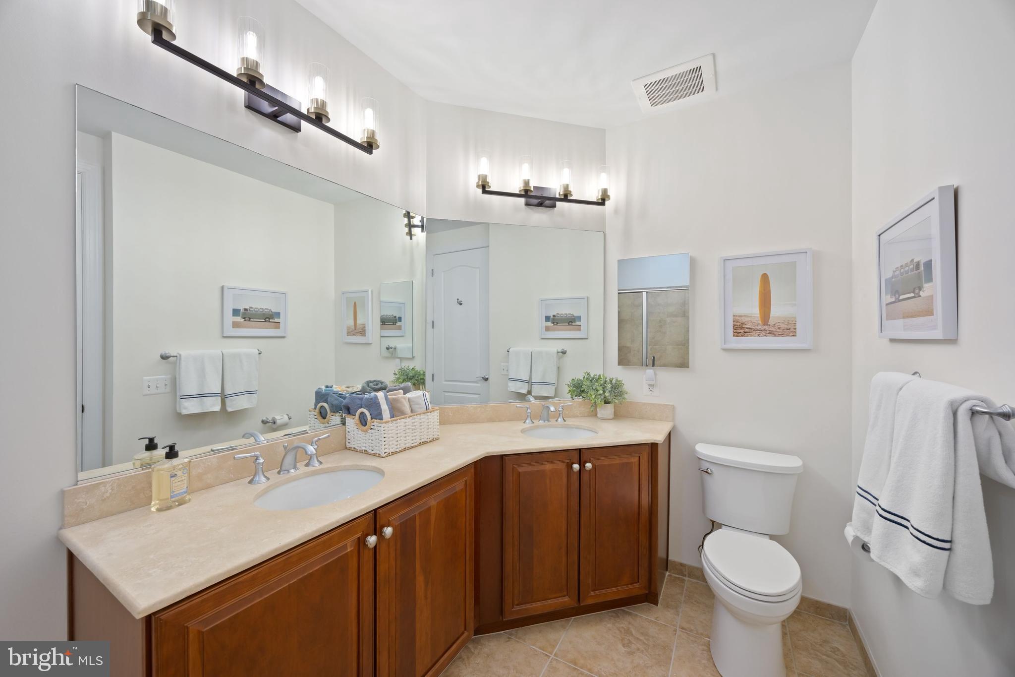GRANDVIEW AT ANNAPOLIS TOWNE CENTRE - Residential