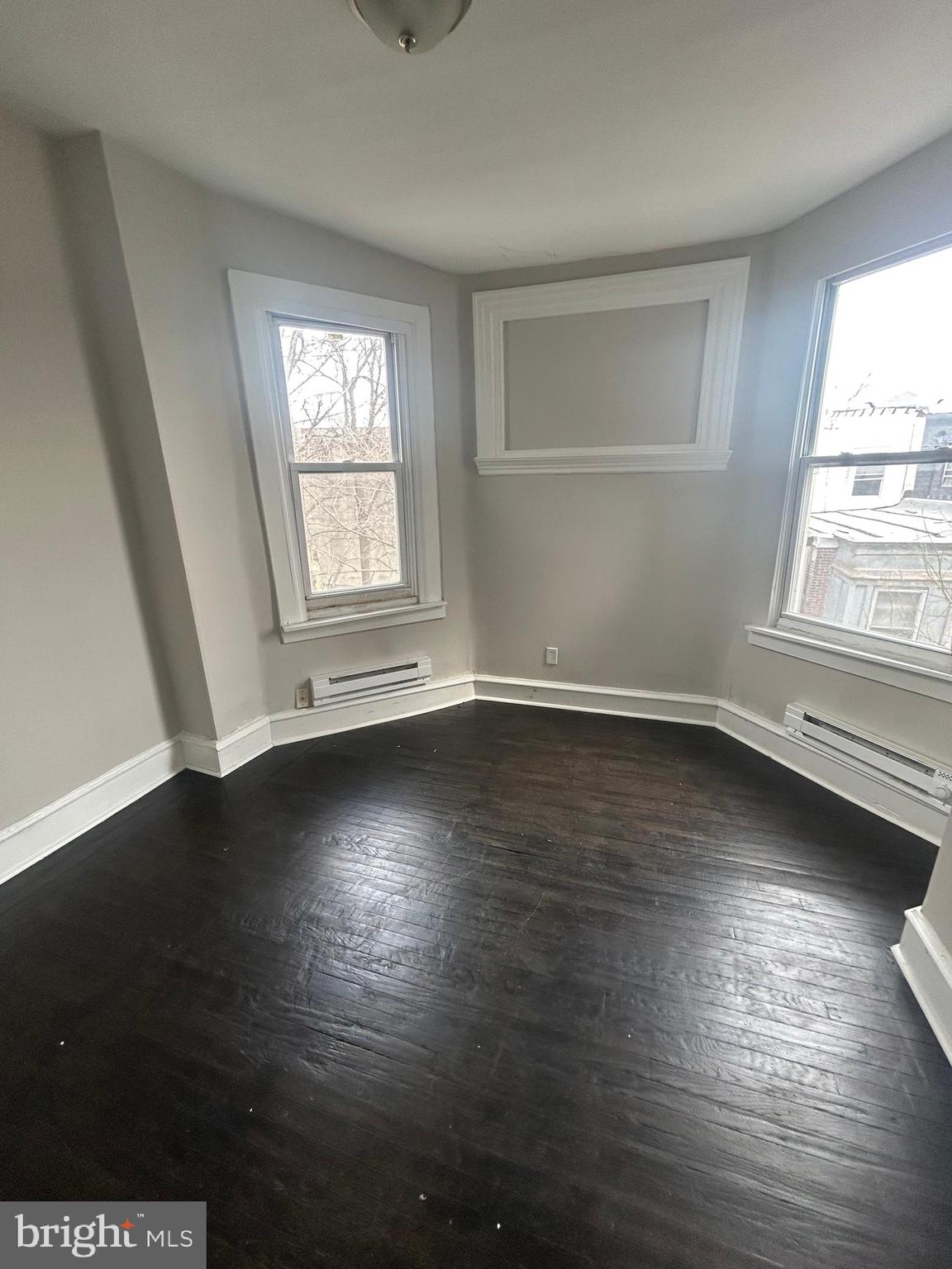 PHILADELPHIA - Residential Income