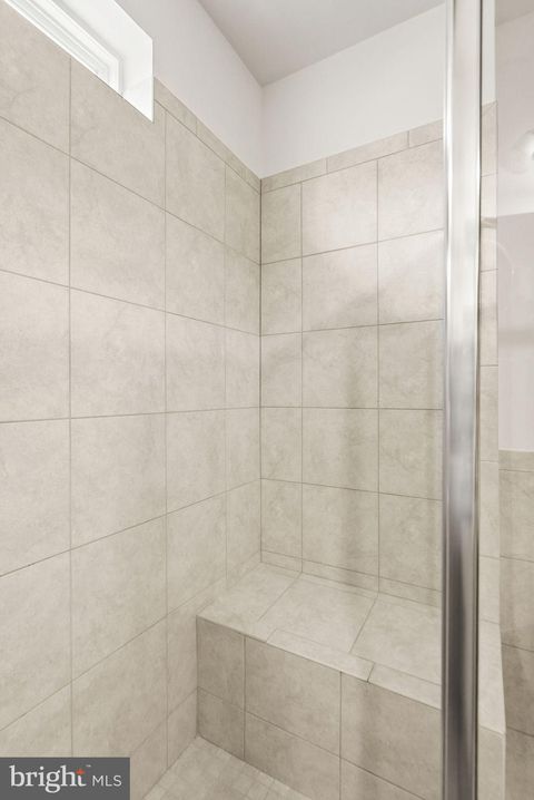 listing image 50