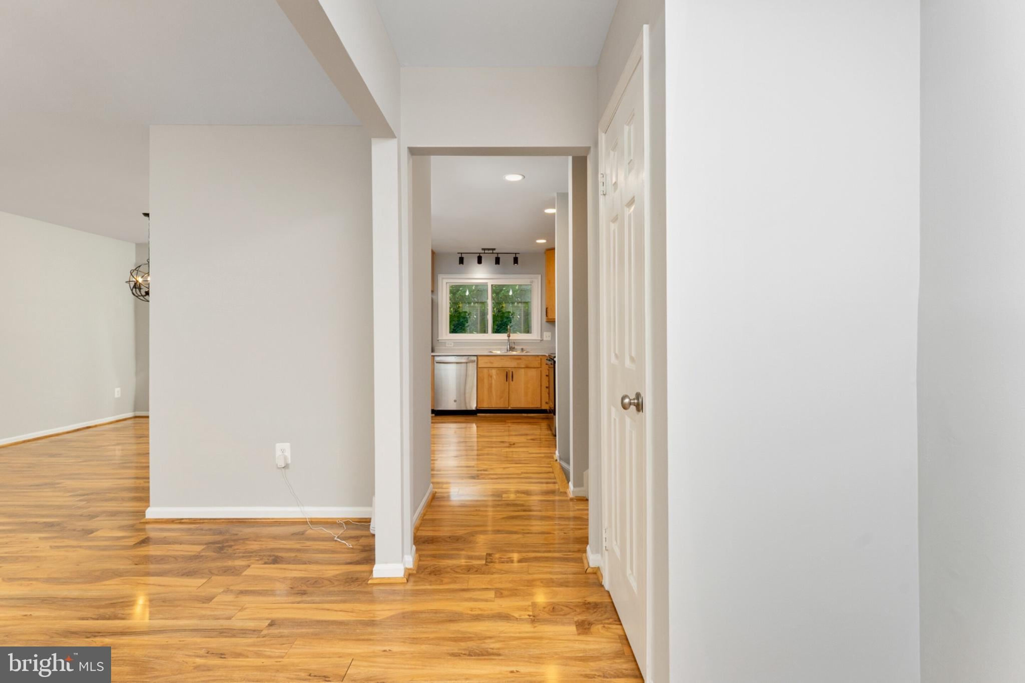 13506 GLENDUNDEE DRIVE