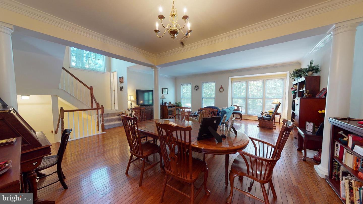 POTOMAC LAKES - Residential Lease