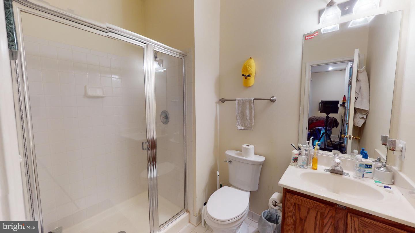 POTOMAC LAKES - Residential Lease