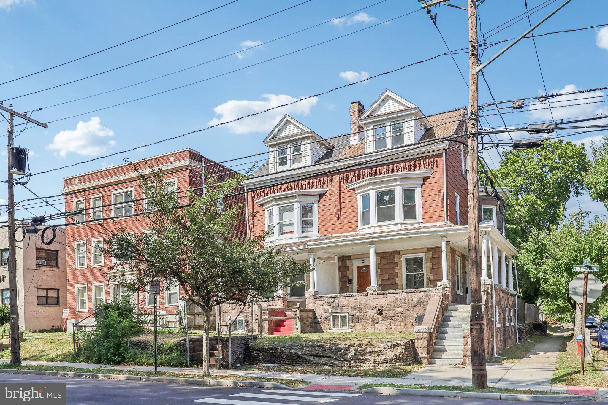 1054 STUYVESANT AVENUE