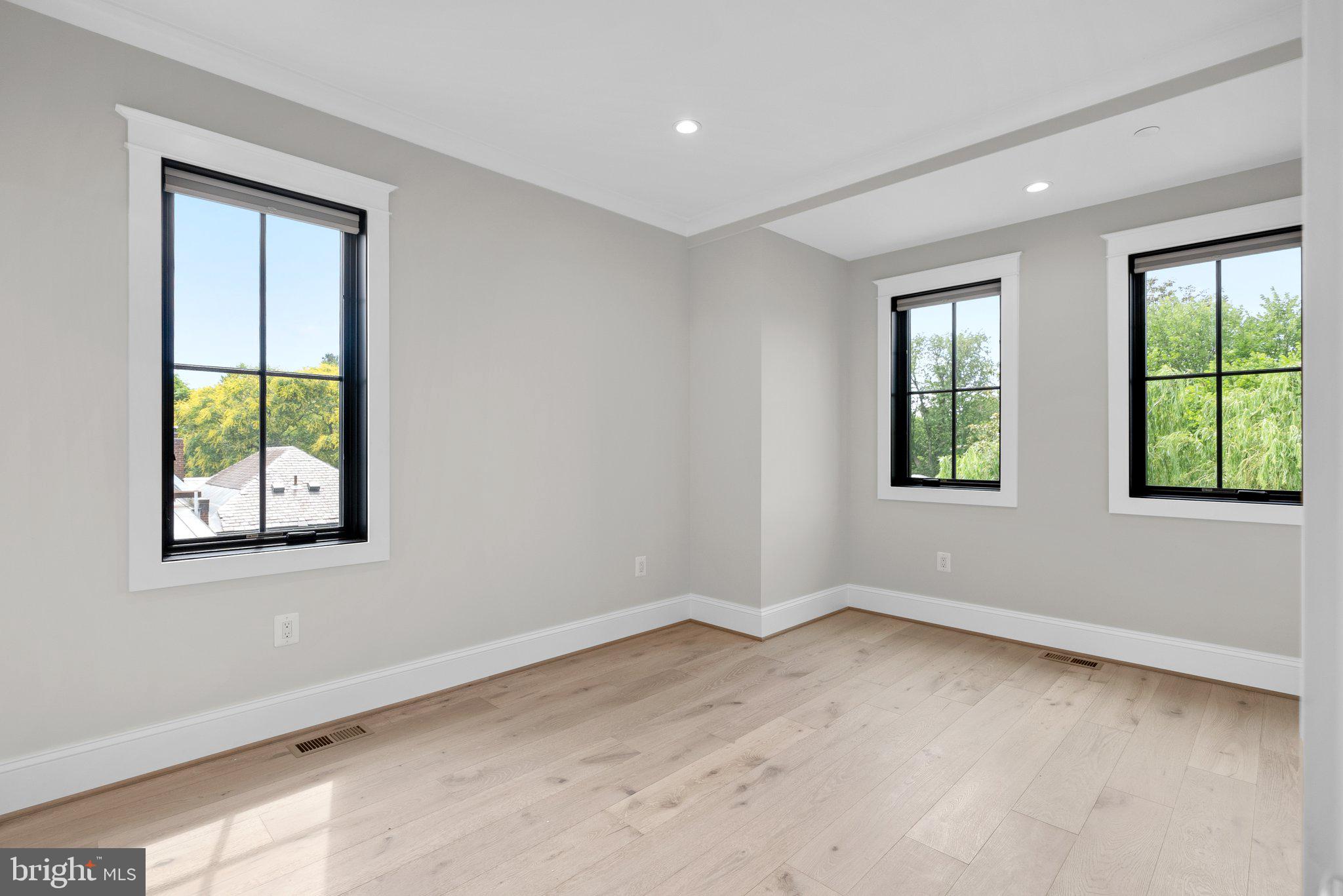 BURLEITH - Residential