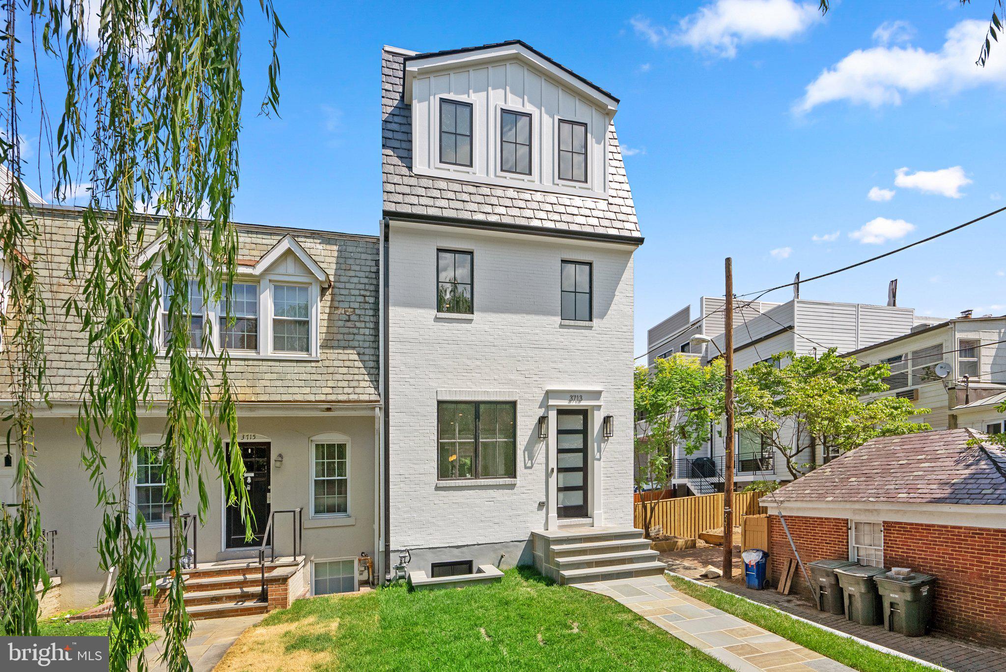 3713 R ST NW