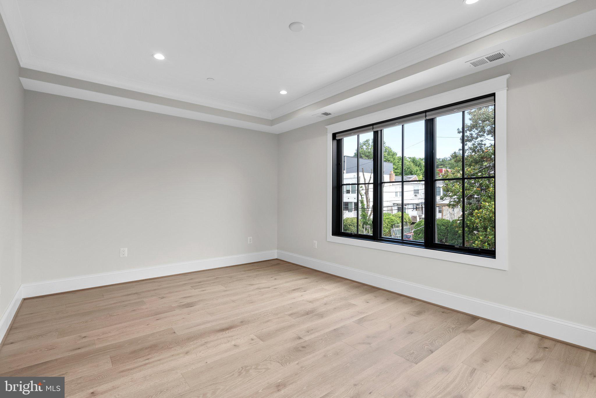 BURLEITH - Residential