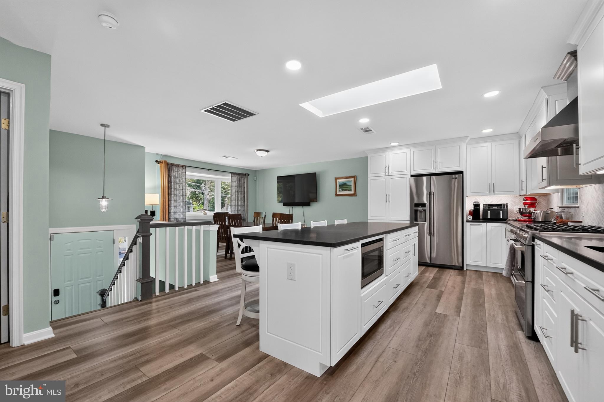 7849 ELIZABETH ROAD