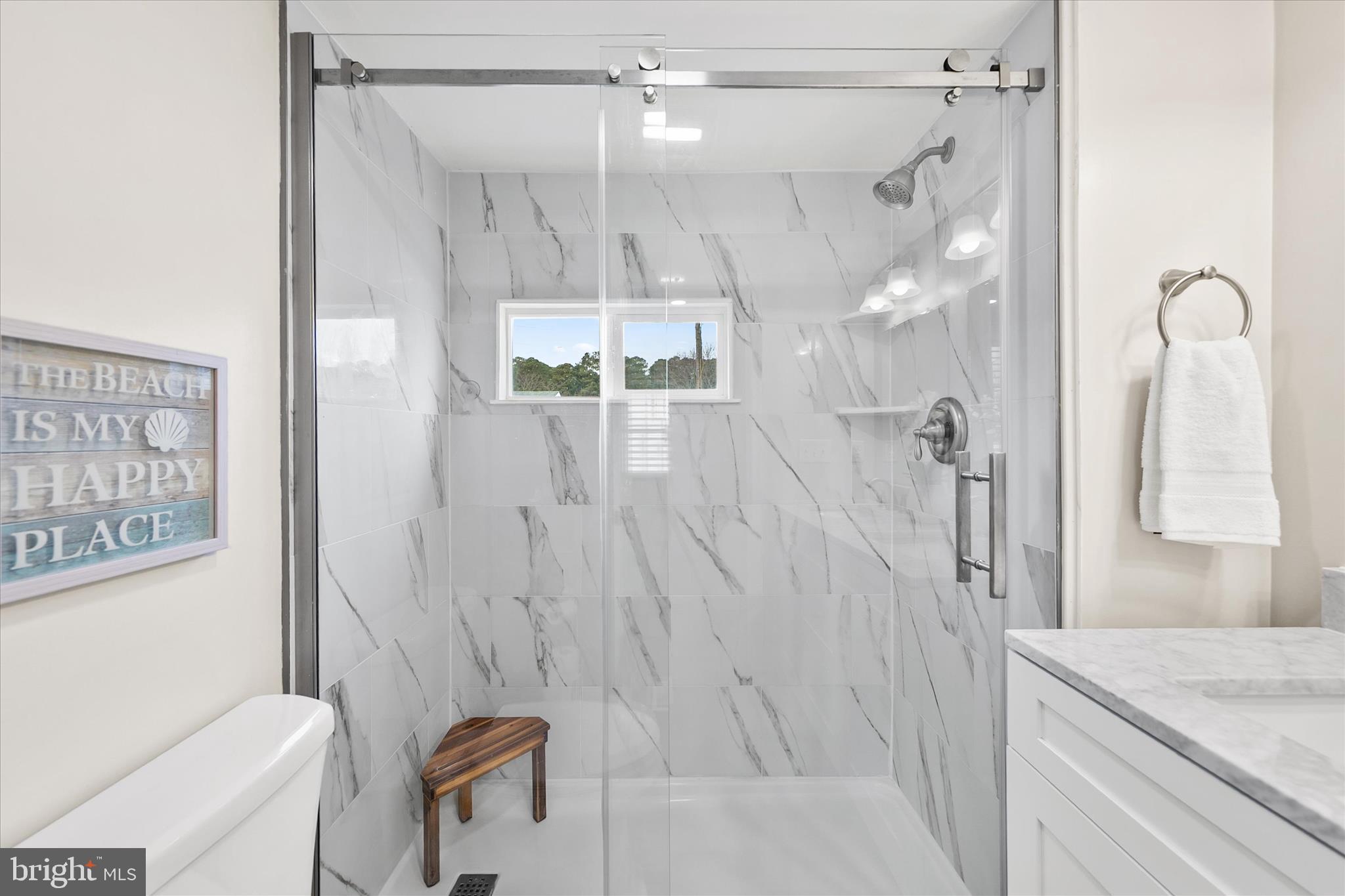 WHITE HOUSE BEACH - Residential