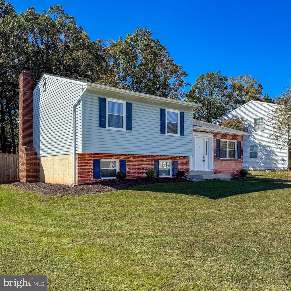 Photo of 9274 Bayberry Avenue, MANASSAS, VA 20110 (MLS # VAMN2009528)