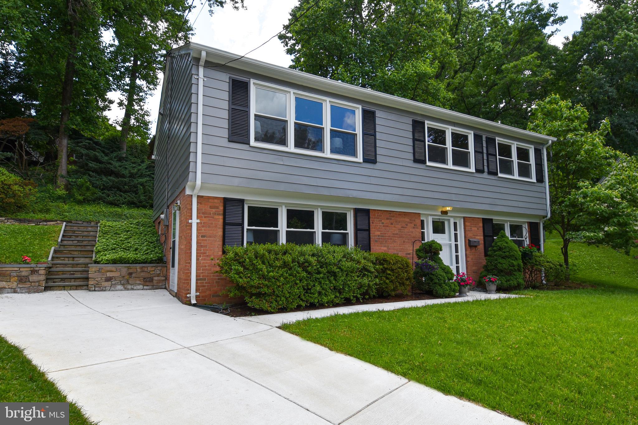 ROCK CREEK PALISADES - Residential