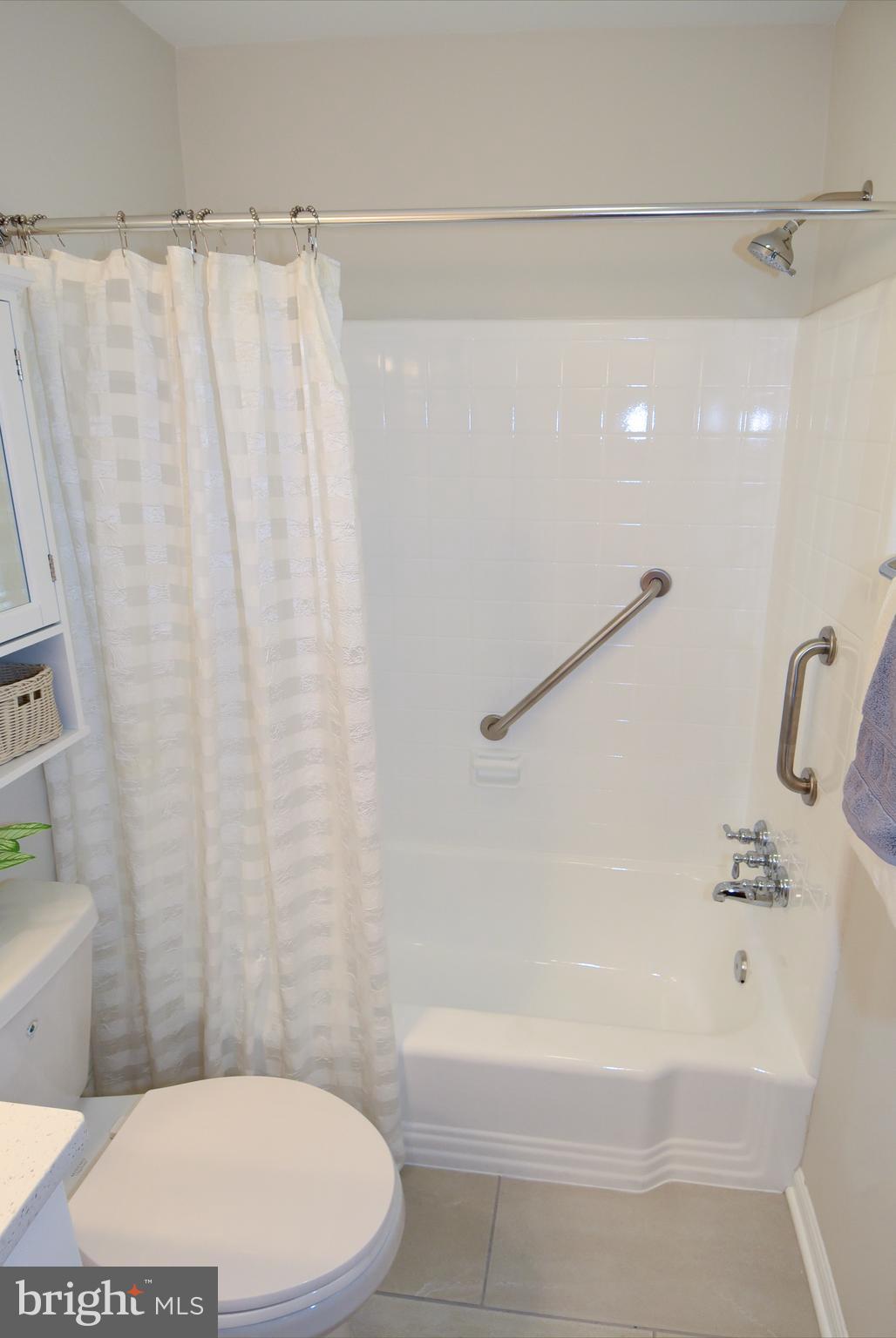 ROCK CREEK PALISADES - Residential