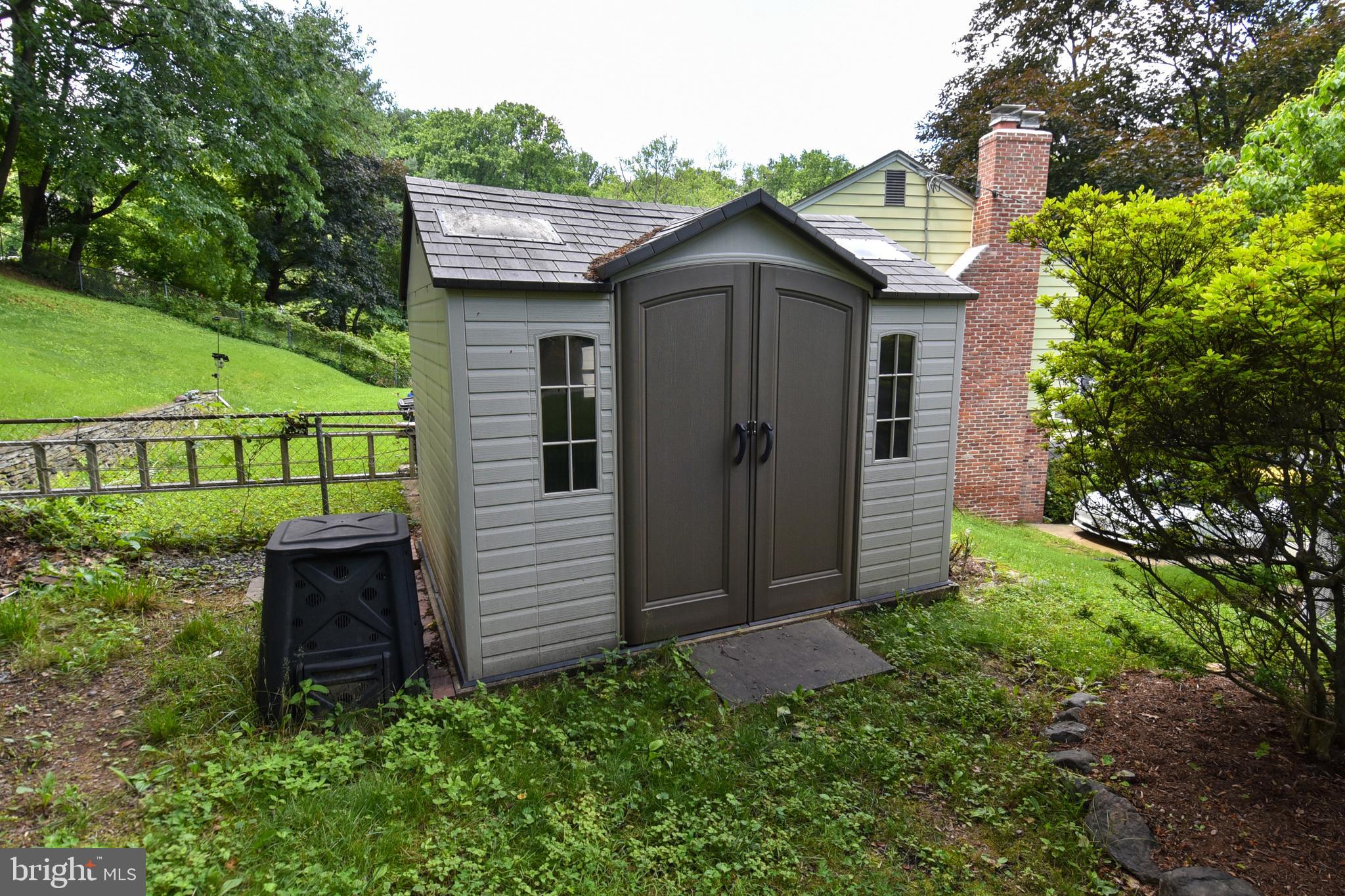 ROCK CREEK PALISADES - Residential