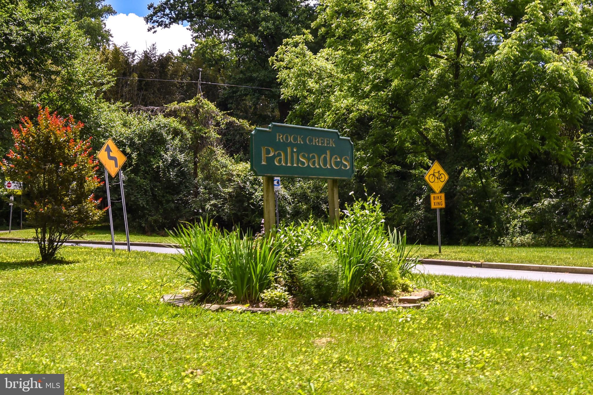 ROCK CREEK PALISADES - Residential
