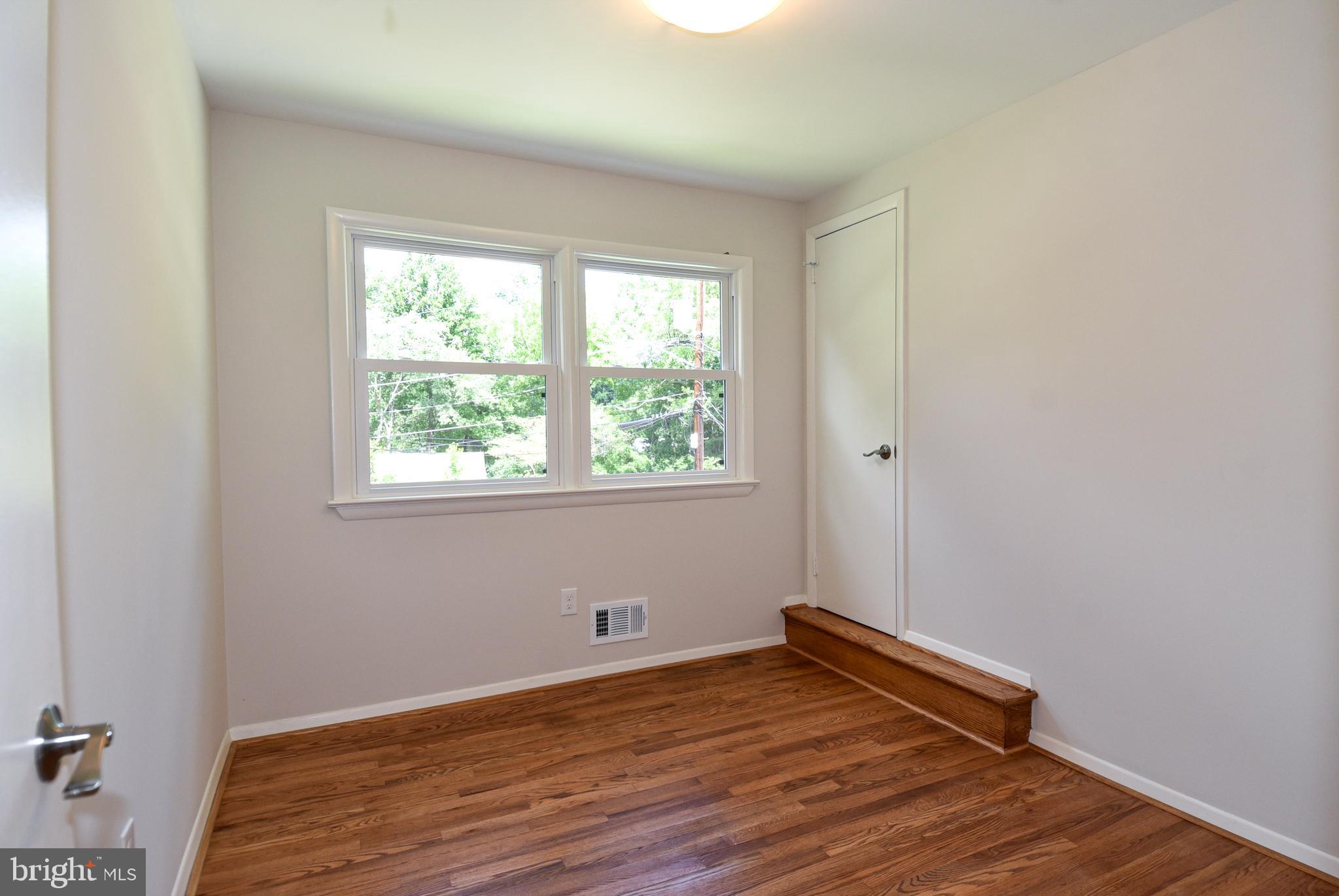 ROCK CREEK PALISADES - Residential