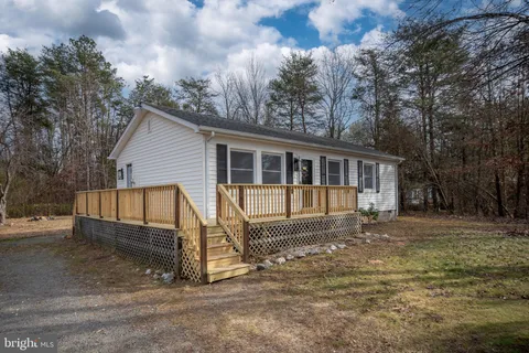 2174 Copper Line Road, Bumpass, VA MLS: VALA2008990