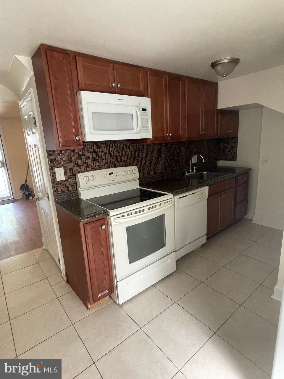 TURNER STATION - Residential Lease