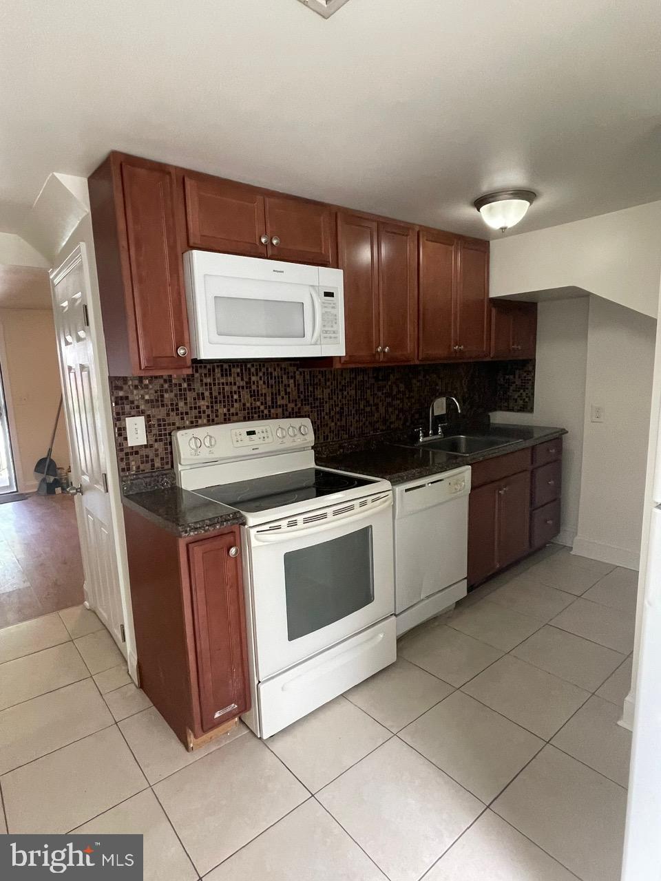 TURNER STATION - Residential Lease