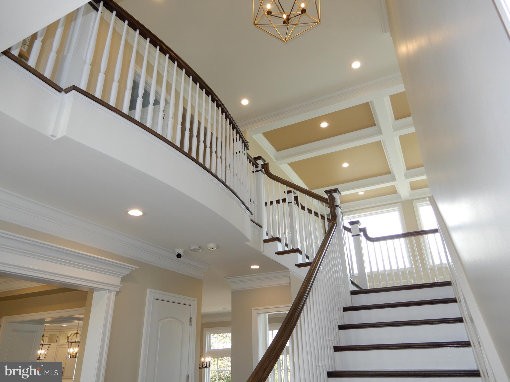 CRIMSON GLEN - Residential