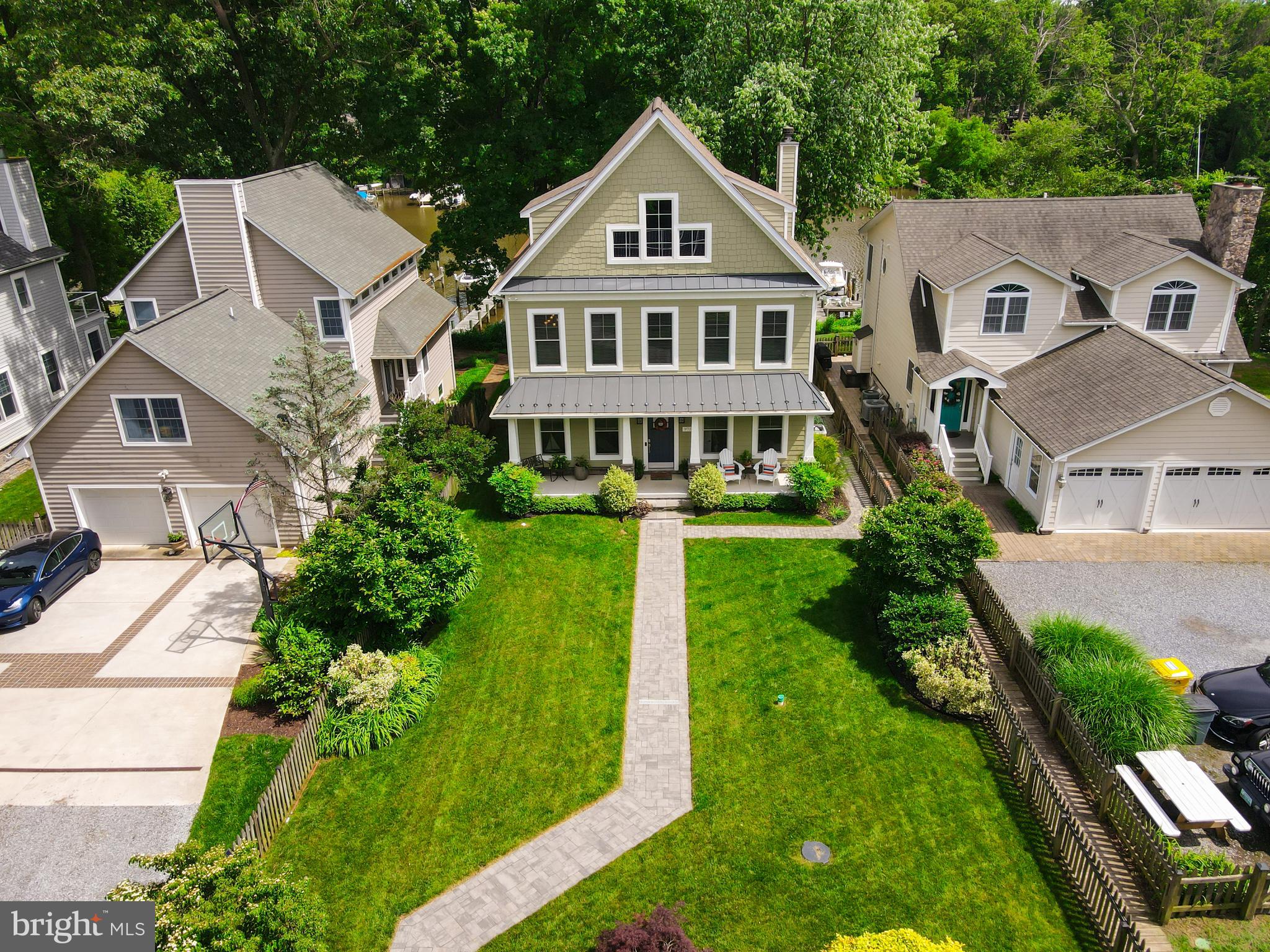 SHORE ACRES - Residential